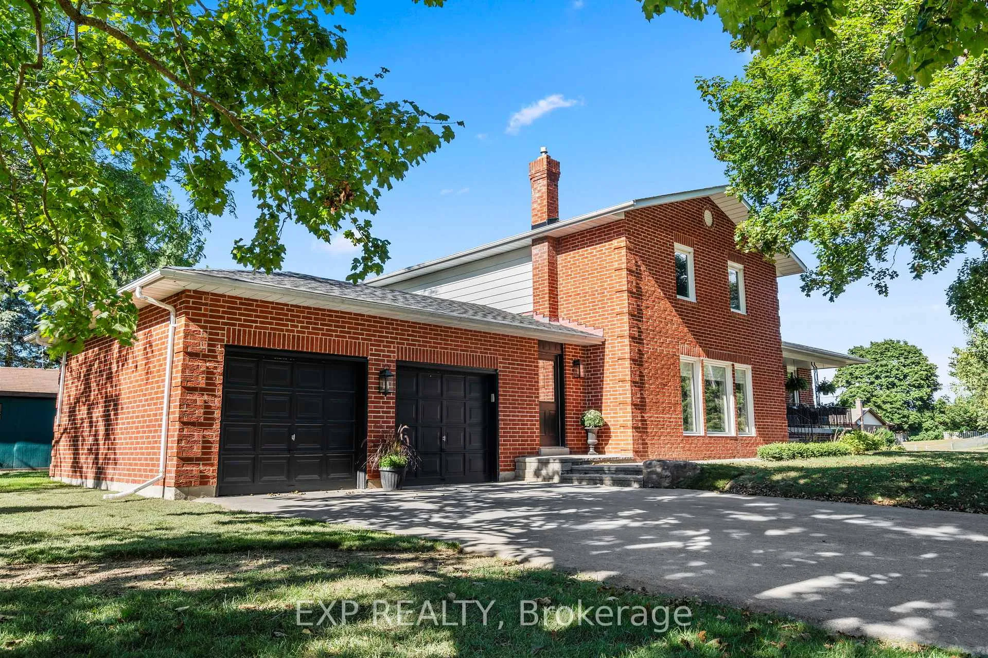 Photo 2 of 24 Riverview Drive, Scugog, Port Perry — HOMEH