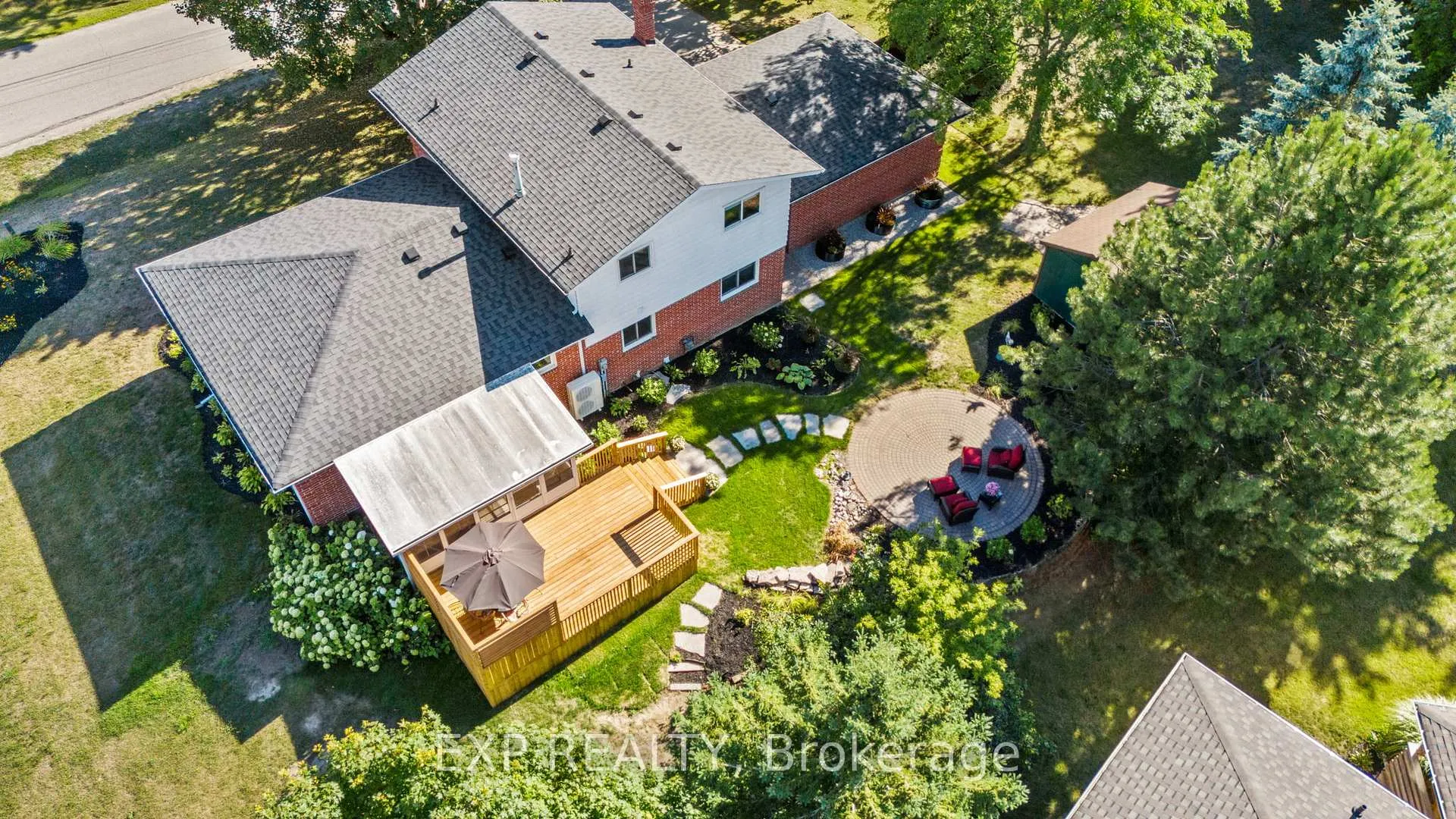 Photo 3 of 24 Riverview Drive, Scugog, Port Perry — HOMEH