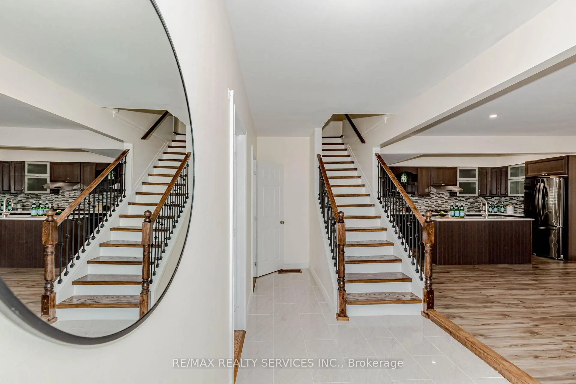 Photo 5 of 51 Simcoe Street N, Brant, Burford — HOMEH