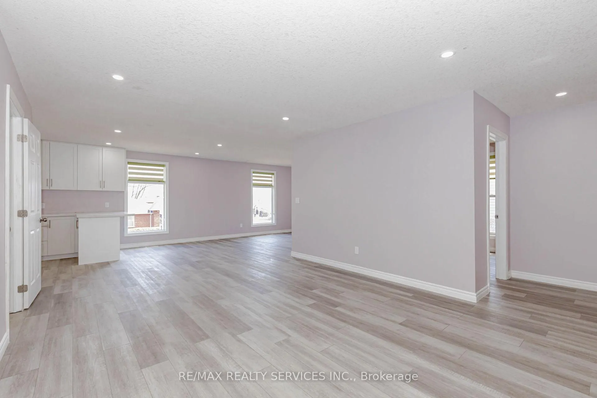 Photo 34 of 51 Simcoe Street N, Brant, Burford — HOMEH
