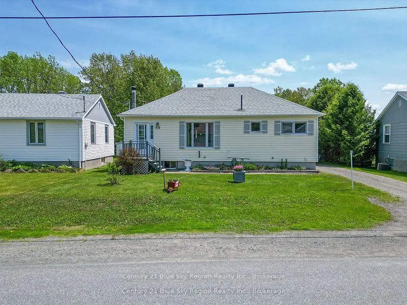 Photo 1 of 69 Spruce Drive, Temagami — HOMEH