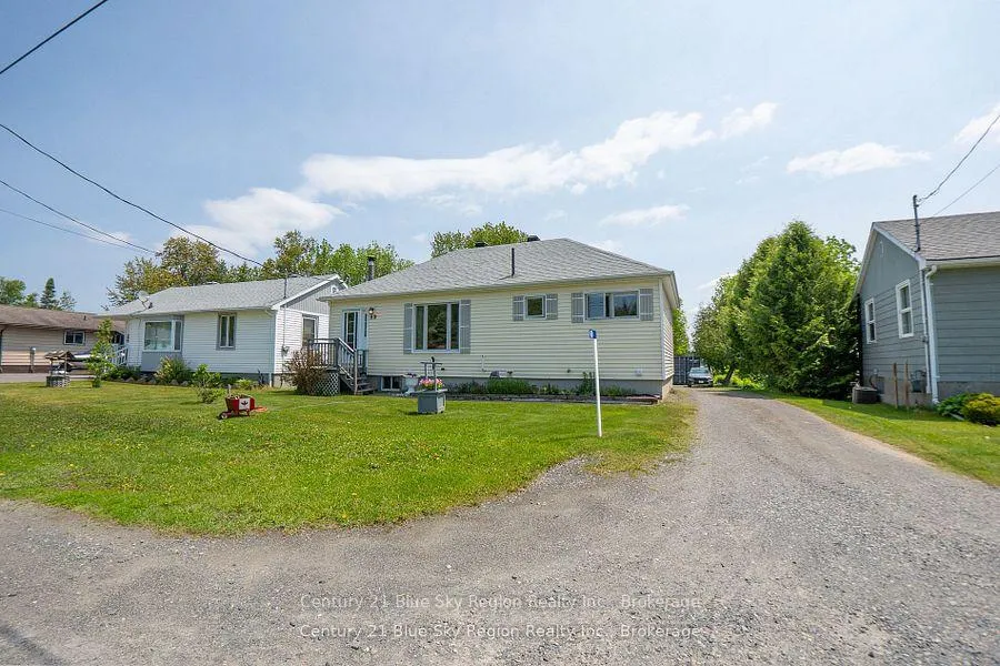 Photo 37 of 69 Spruce Drive, Temagami — HOMEH