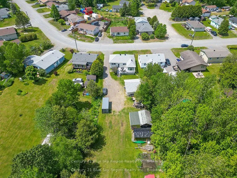 Photo 39 of 69 Spruce Drive, Temagami — HOMEH