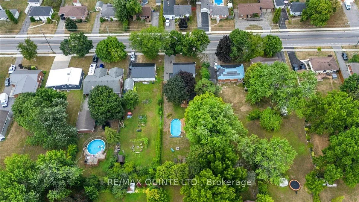 Photo 5 of 169 Avondale Road, Belleville, Belleville Ward — HOMEH