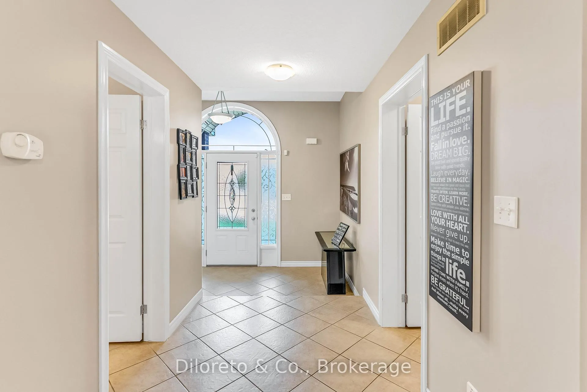 Photo 5 of 4 Brock Street, Guelph, Pineridge/Westminster Woods — HOMEH
