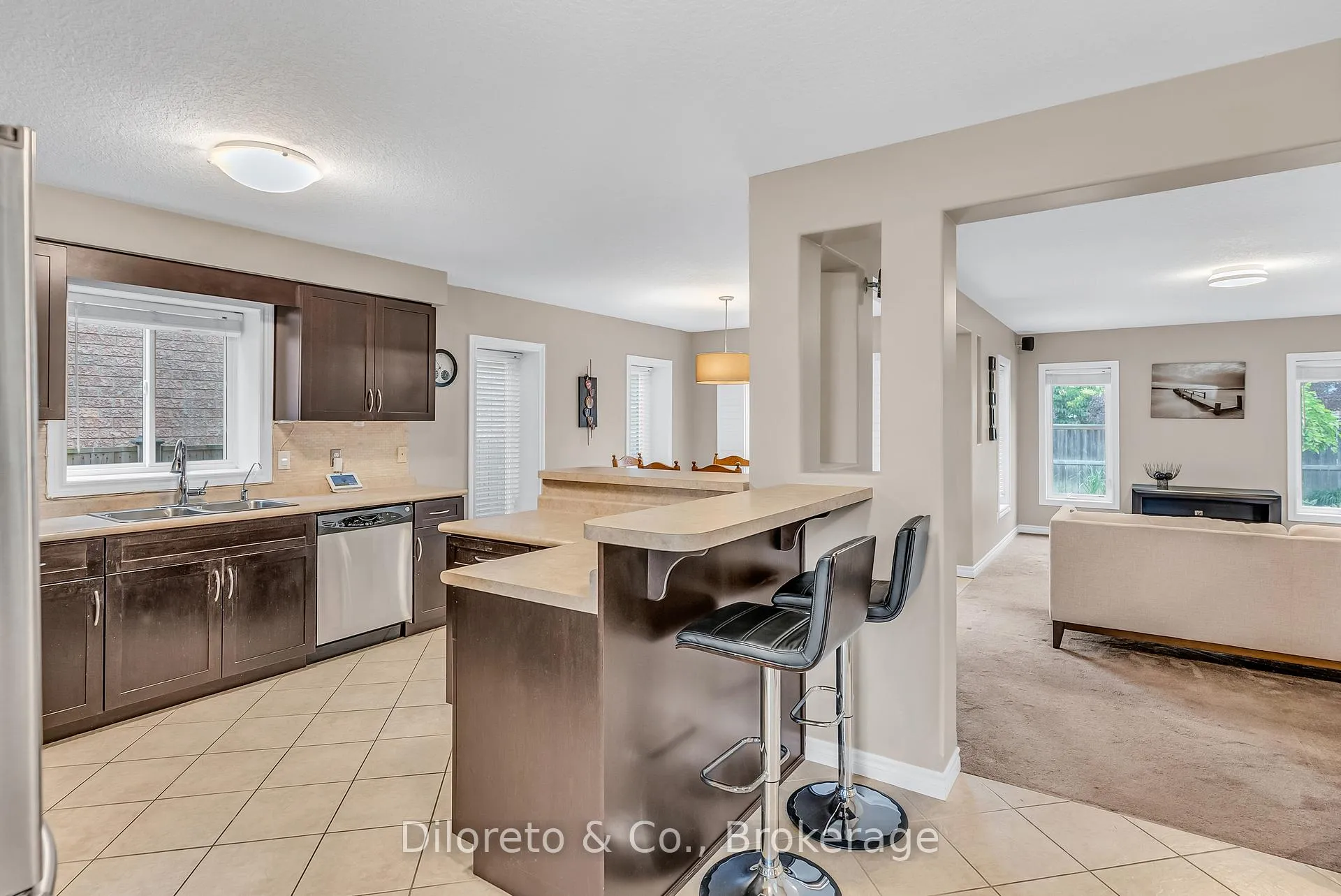 Photo 7 of 4 Brock Street, Guelph, Pineridge/Westminster Woods — HOMEH