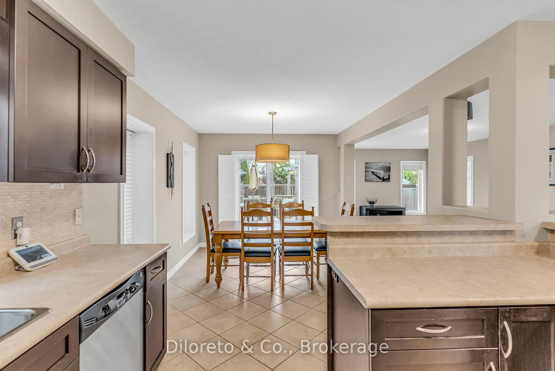 Photo 10 of 4 Brock Street, Guelph, Pineridge/Westminster Woods — HOMEH