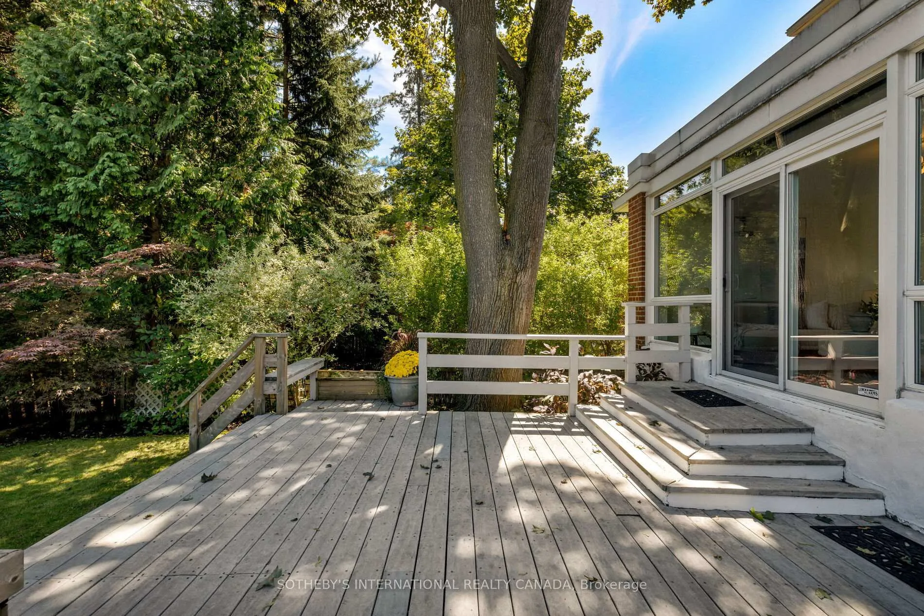 Photo 18 of 61 Eastbourne Avenue, Toronto, Yonge-Eglinton — HOMEH