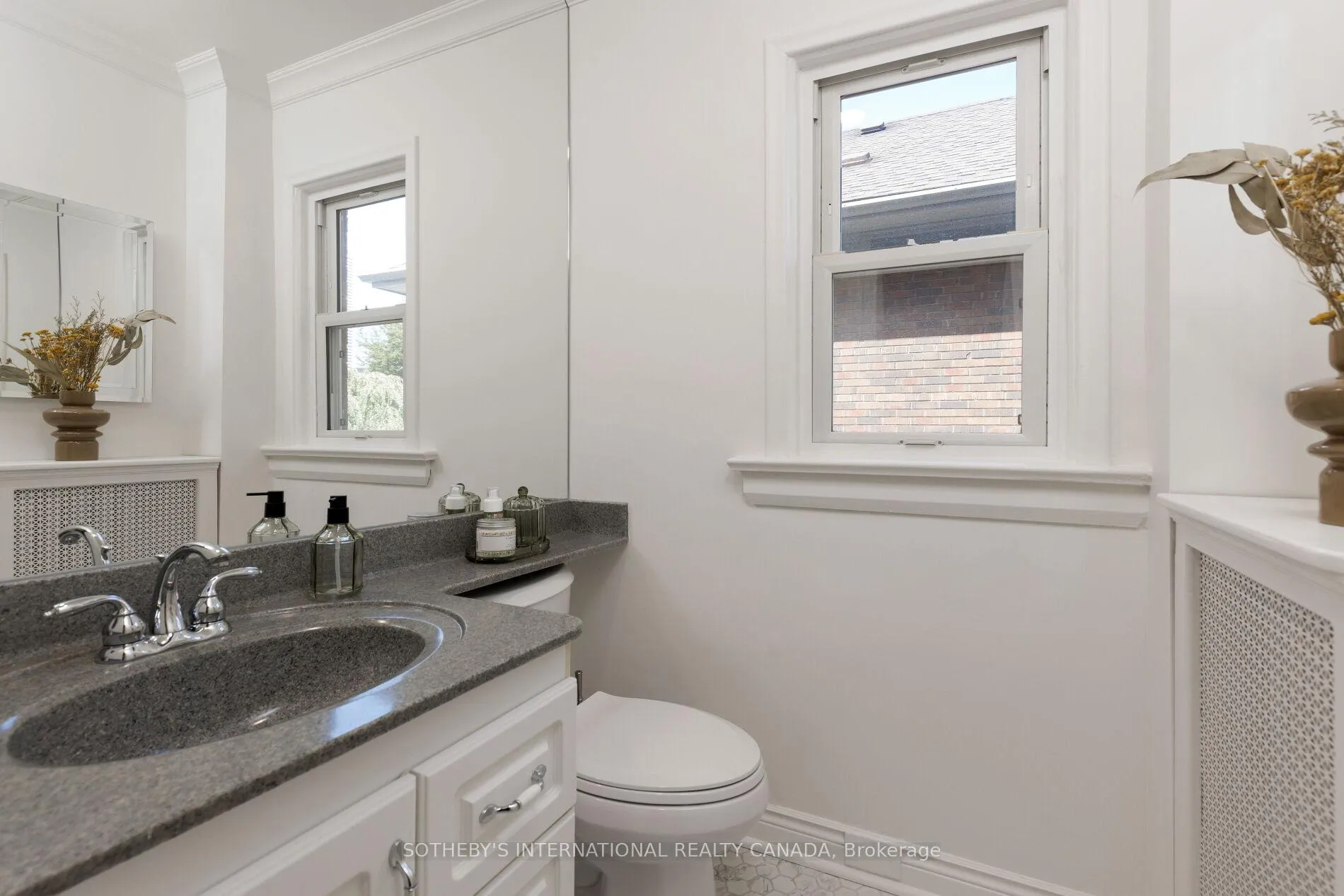 Photo 30 of 61 Eastbourne Avenue, Toronto, Yonge-Eglinton — HOMEH