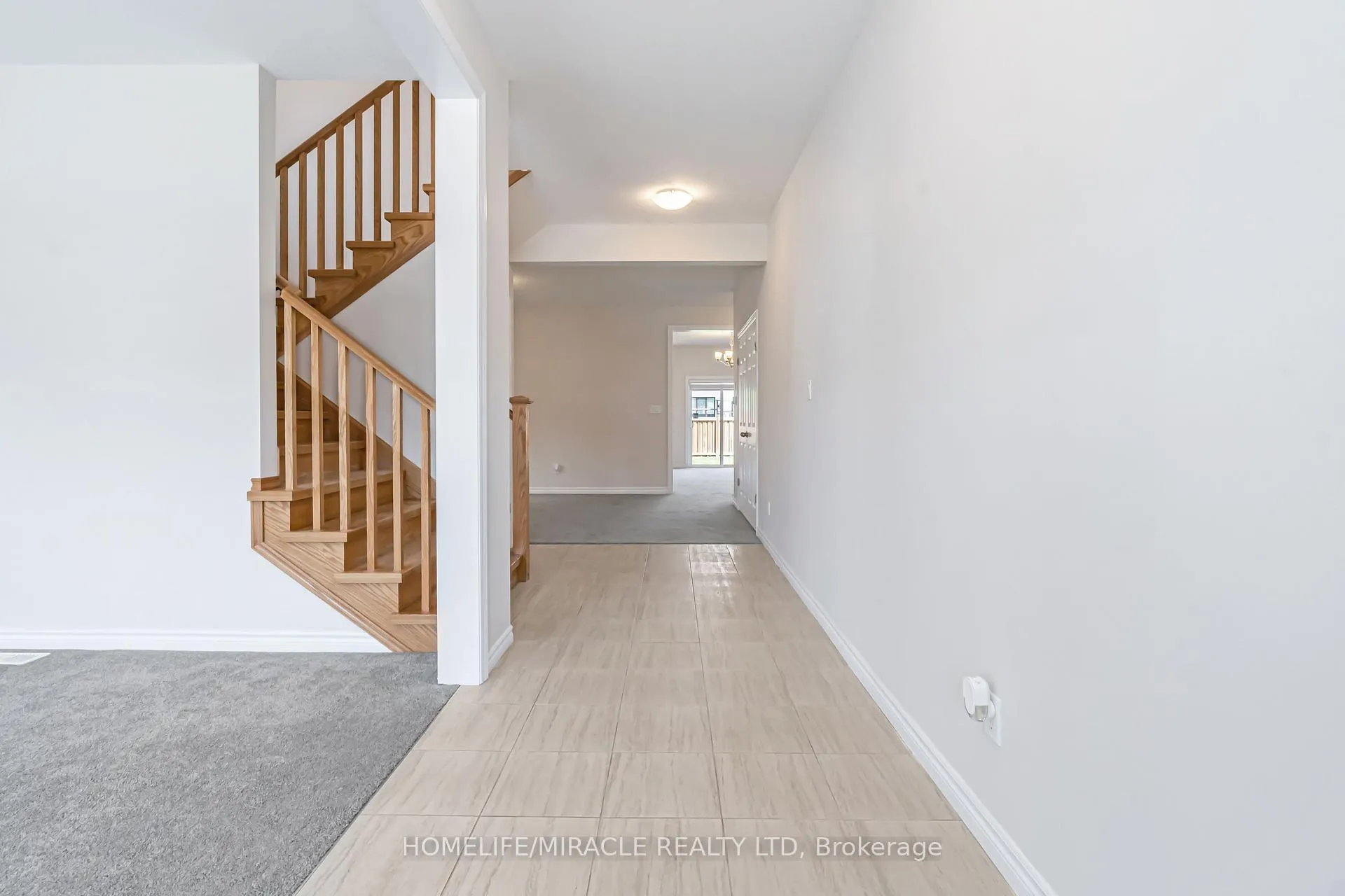 Photo 6 of 24 Sass Crescent, Brant, Paris — HOMEH