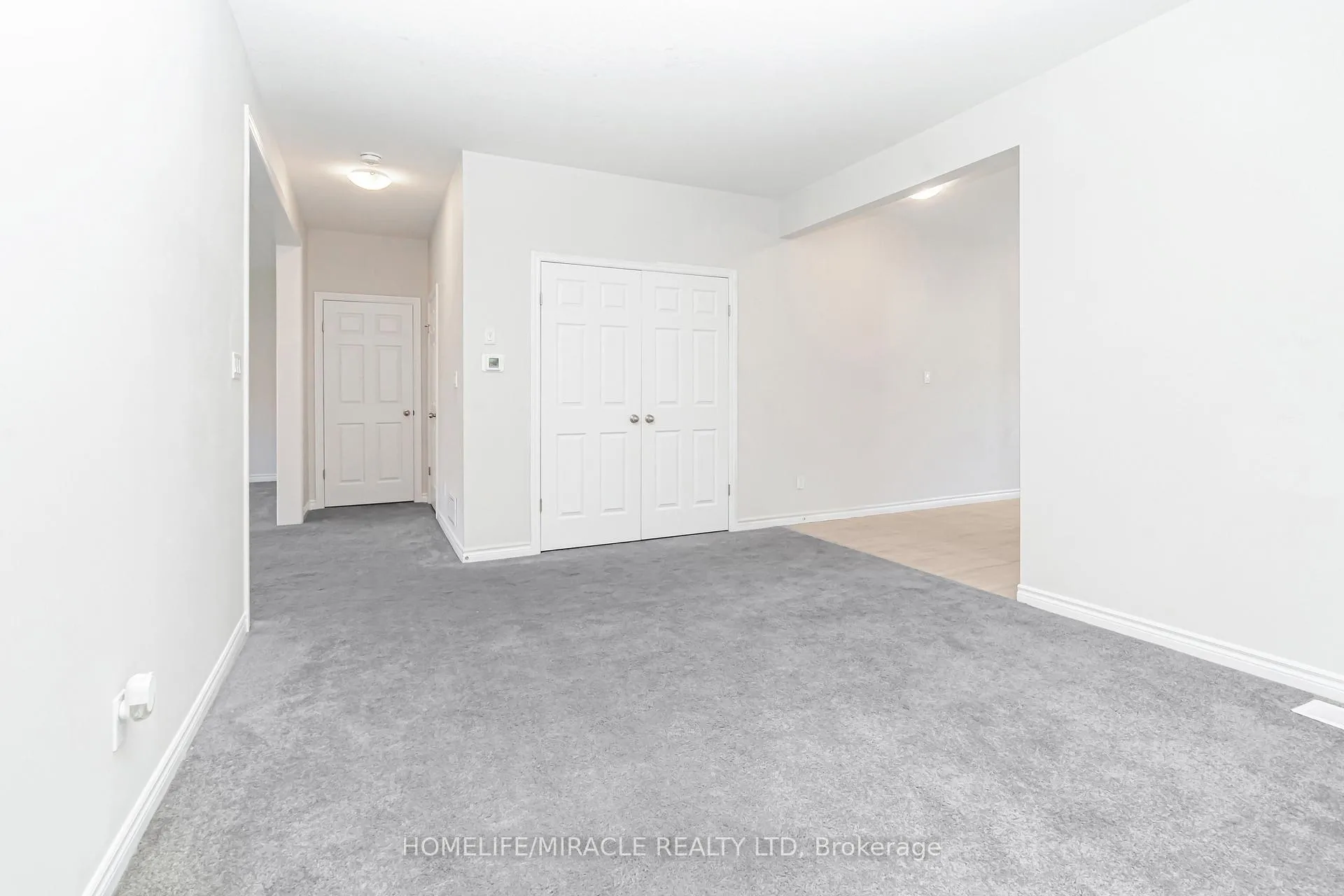 Photo 8 of 24 Sass Crescent, Brant, Paris — HOMEH