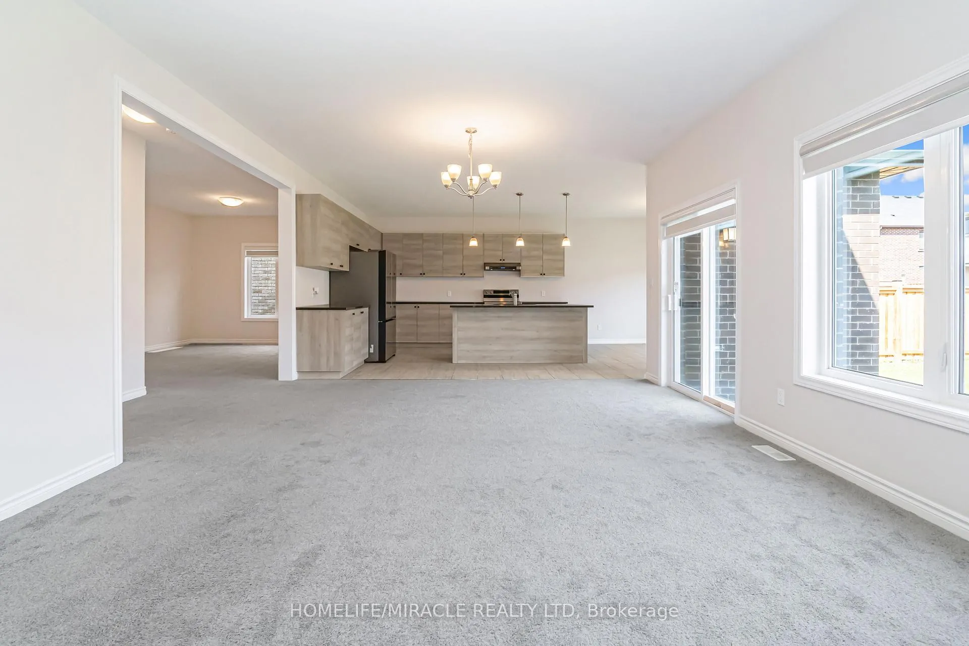 Photo 14 of 24 Sass Crescent, Brant, Paris — HOMEH