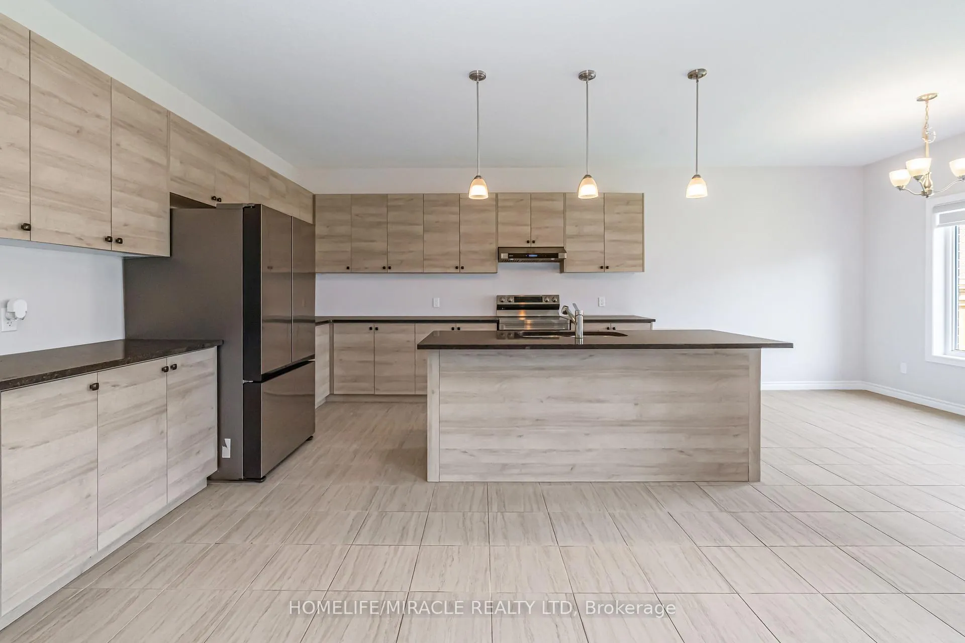 Photo 15 of 24 Sass Crescent, Brant, Paris — HOMEH