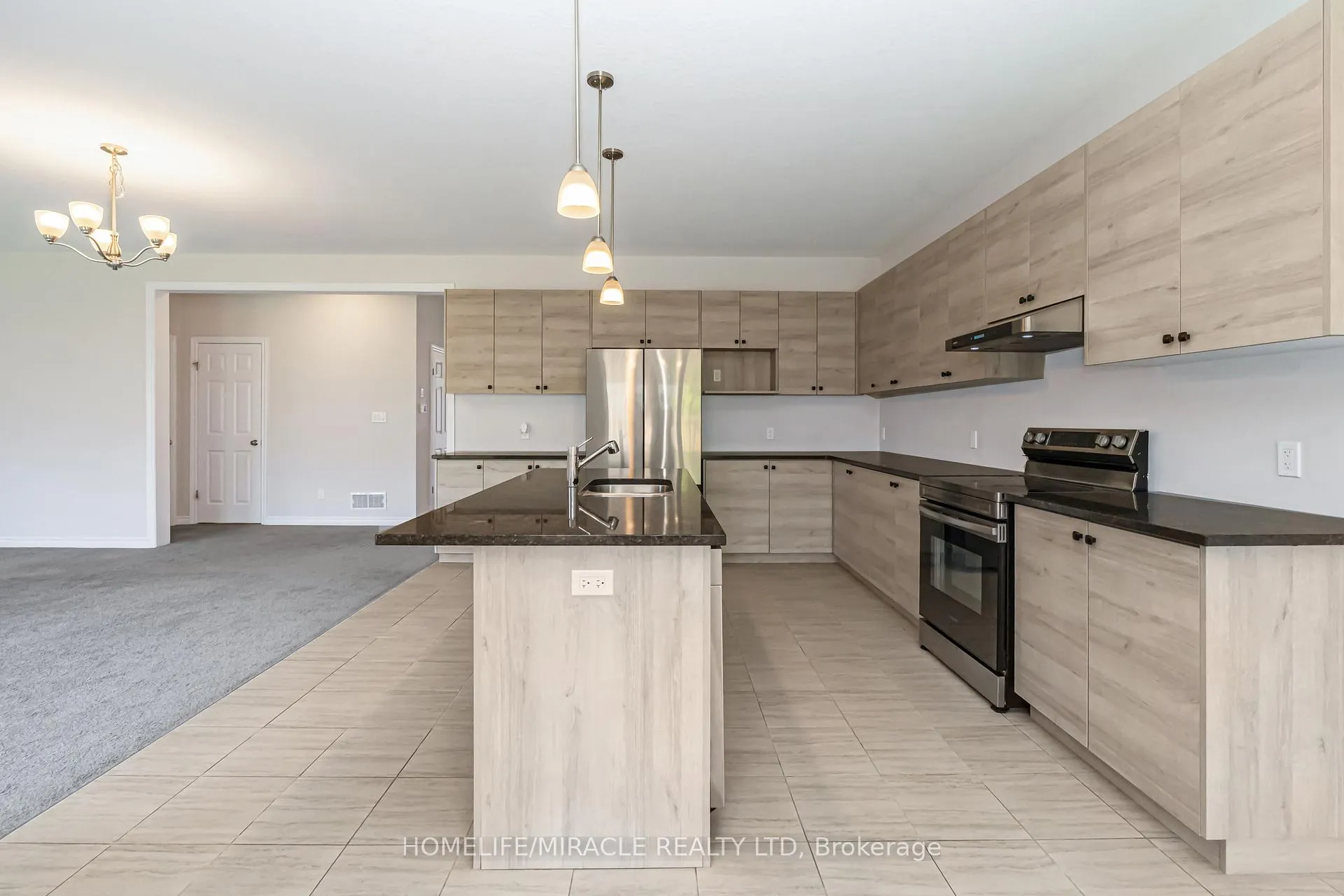Photo 16 of 24 Sass Crescent, Brant, Paris — HOMEH