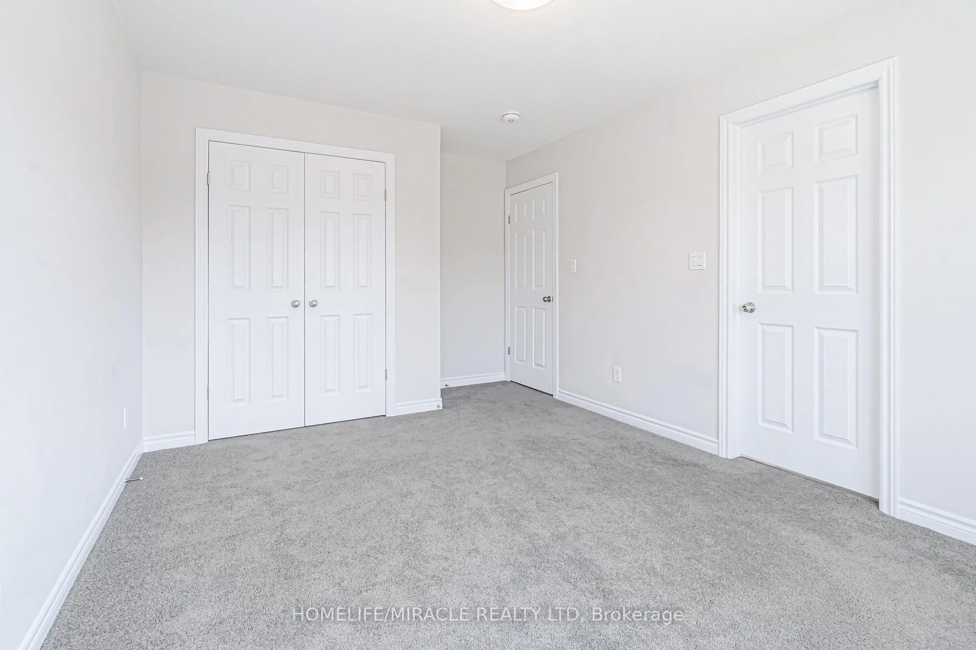 Photo 29 of 24 Sass Crescent, Brant, Paris — HOMEH