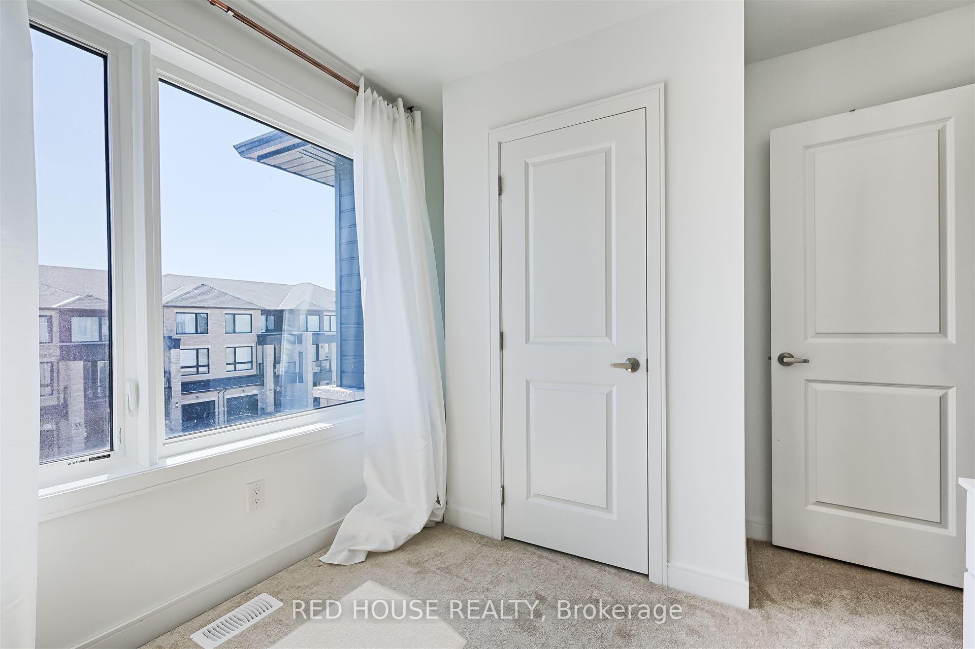Photo 13 of 13 Blue Forest Crescent, Barrie, Innis-Shore — HOMEH