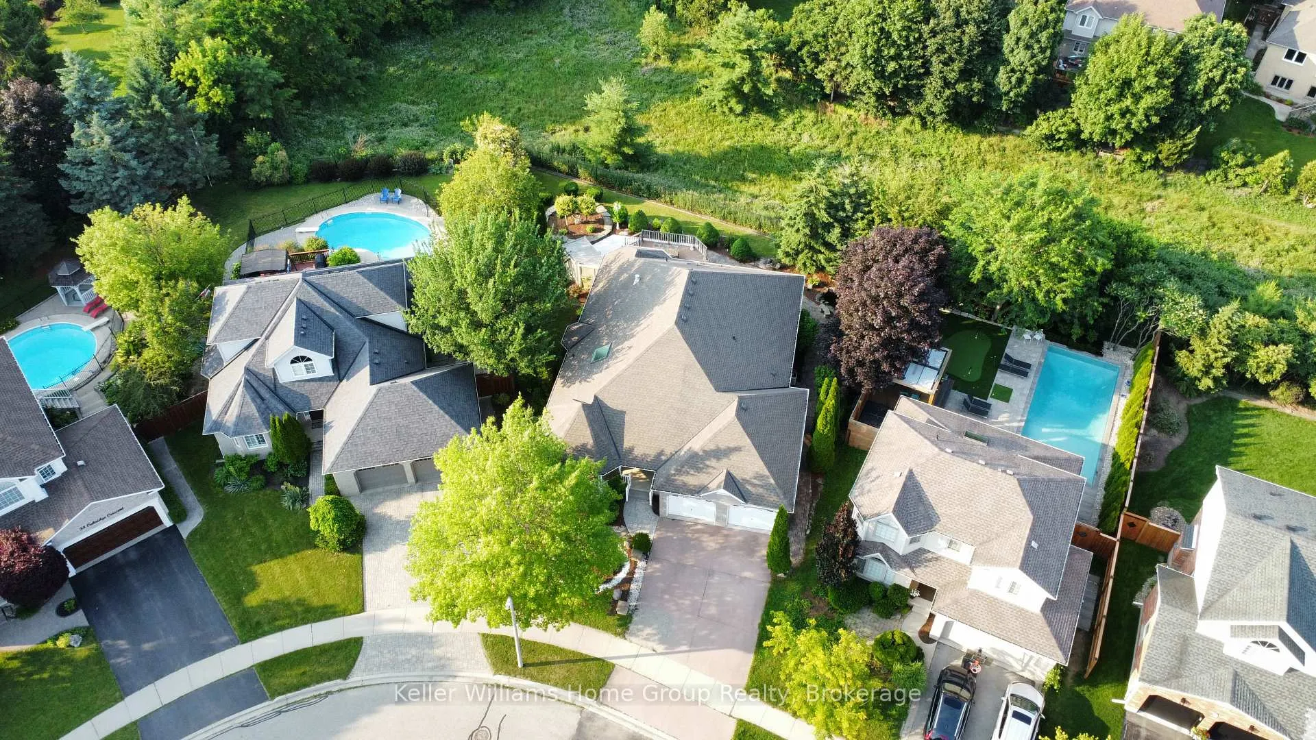 Photo 5 of 38 Oakridge Crescent, Guelph, Pineridge/Westminster Woods — HOMEH