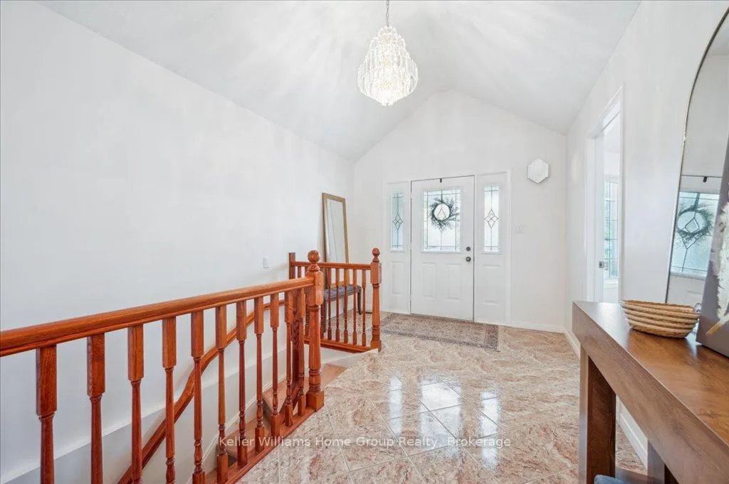 Photo 9 of 38 Oakridge Crescent, Guelph, Pineridge/Westminster Woods — HOMEH