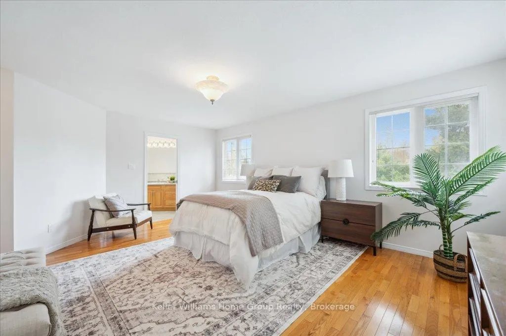 Photo 19 of 38 Oakridge Crescent, Guelph, Pineridge/Westminster Woods — HOMEH