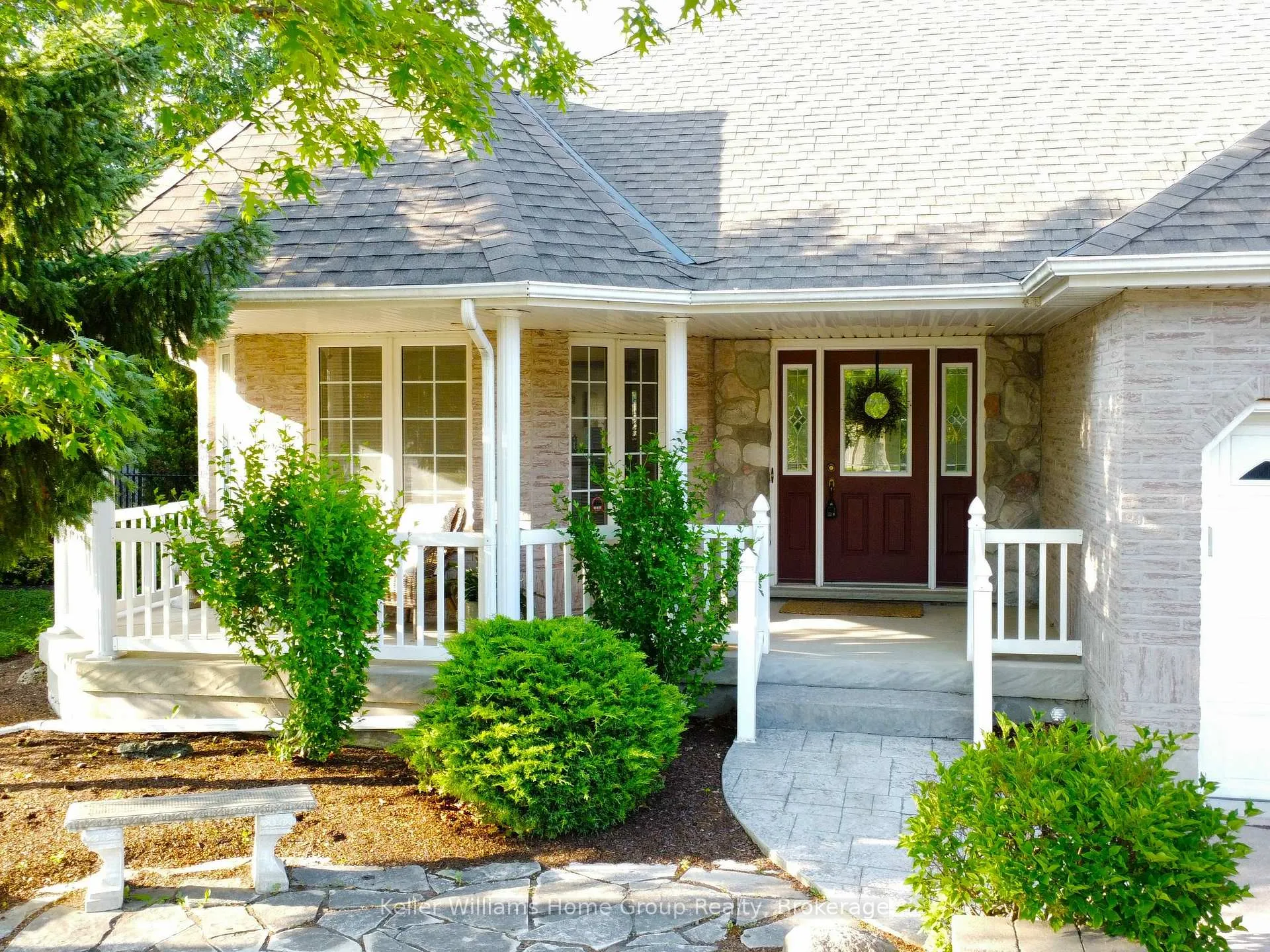 Photo 30 of 38 Oakridge Crescent, Guelph, Pineridge/Westminster Woods — HOMEH