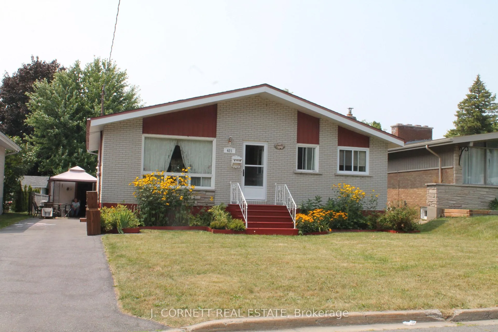 Photo 1 of 421 Bellevue Crescent S, Cornwall — HOMEH