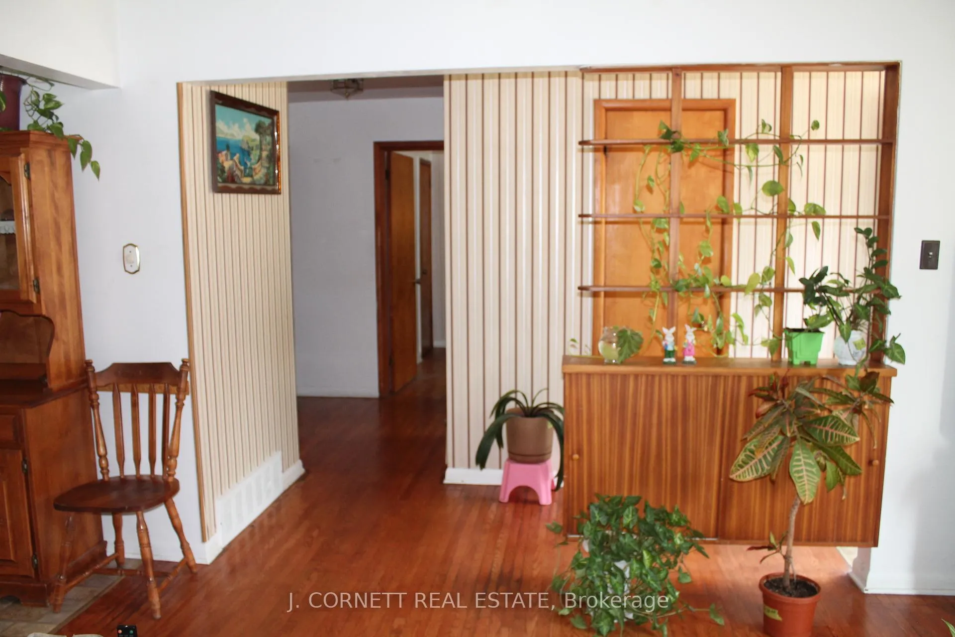 Photo 7 of 421 Bellevue Crescent S, Cornwall — HOMEH