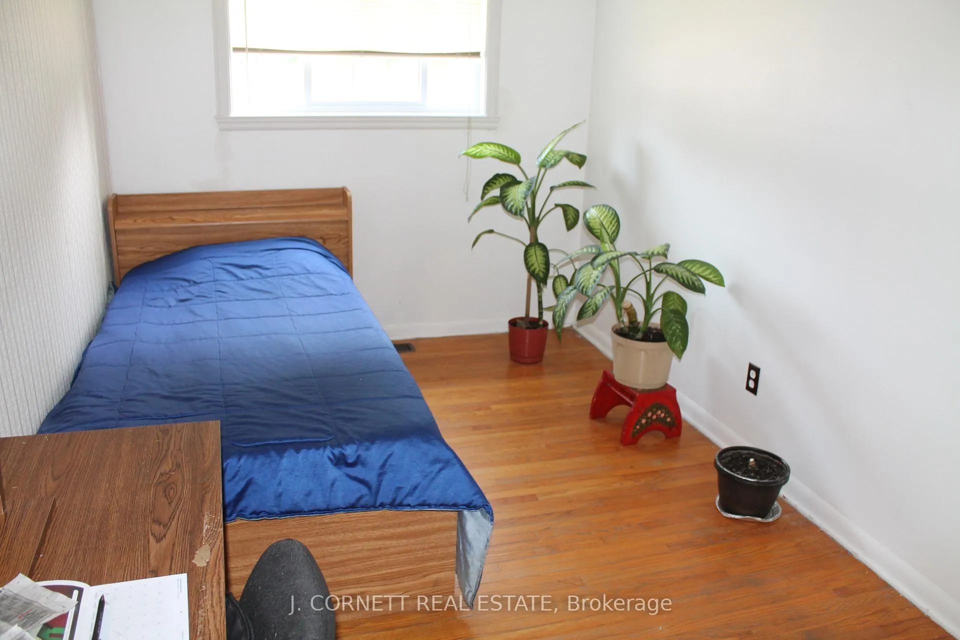 Photo 10 of 421 Bellevue Crescent S, Cornwall — HOMEH