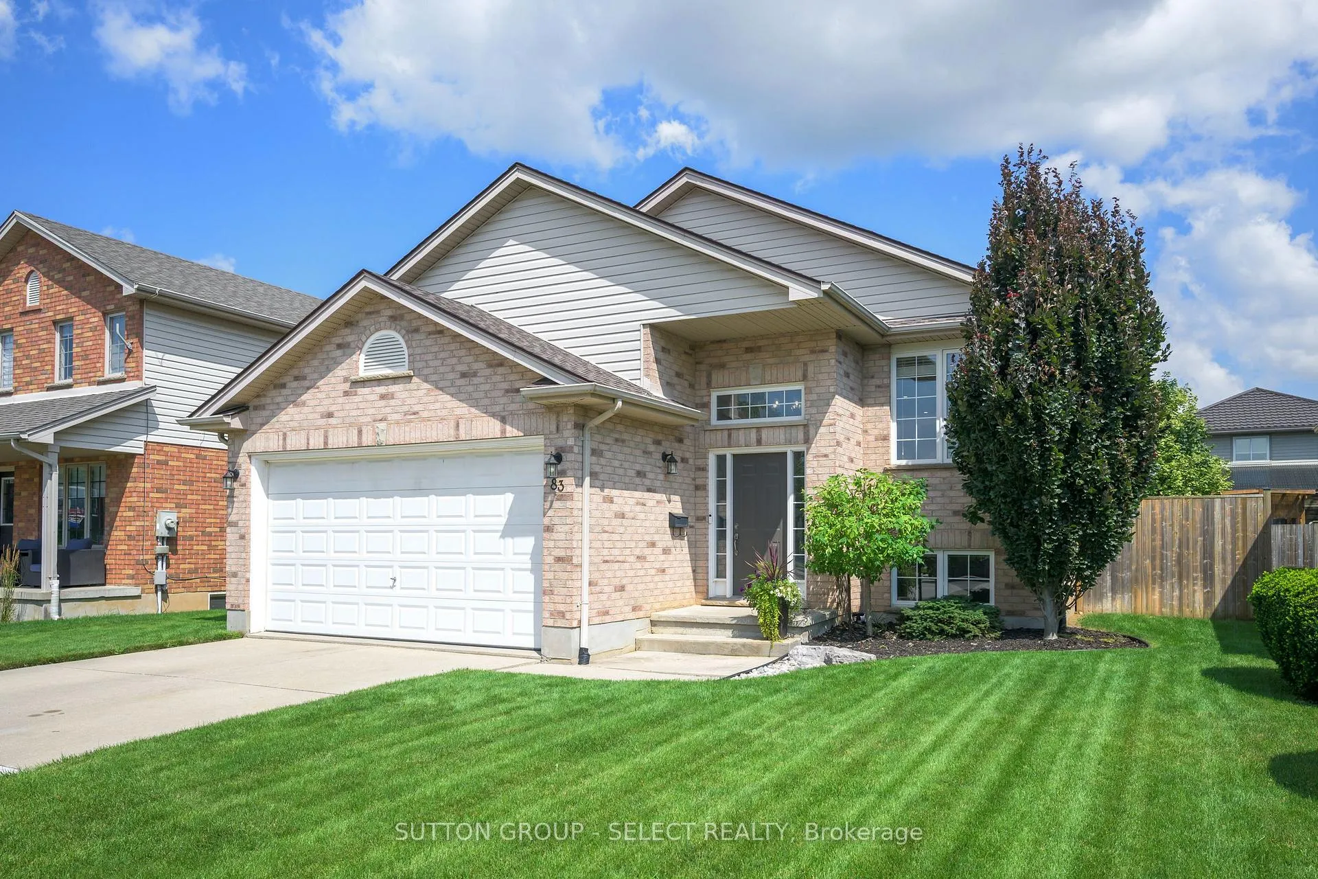 Photo 1 of 83 Middlesex Drive, Strathroy-Caradoc, NE — HOMEH