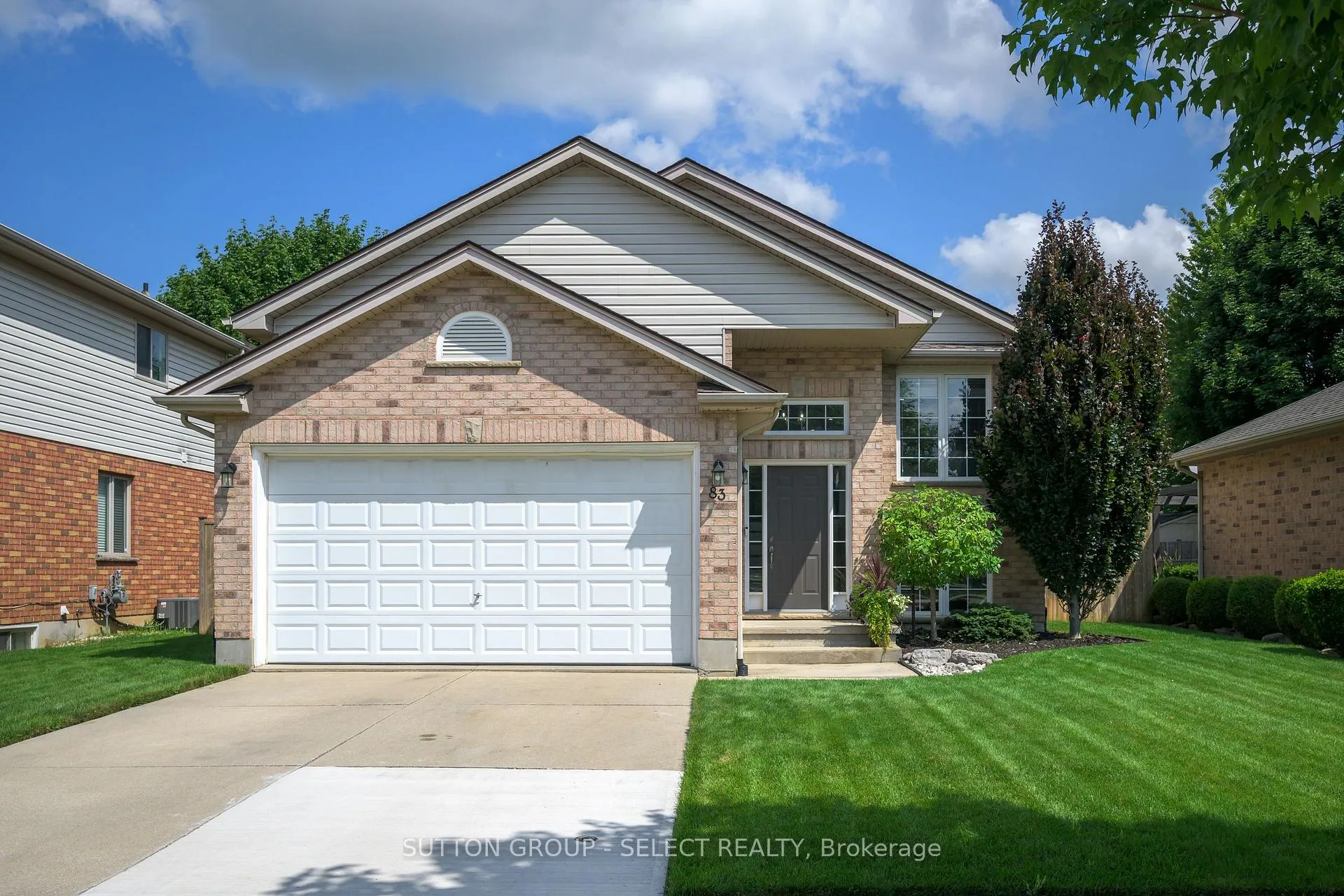 Photo 2 of 83 Middlesex Drive, Strathroy-Caradoc, NE — HOMEH
