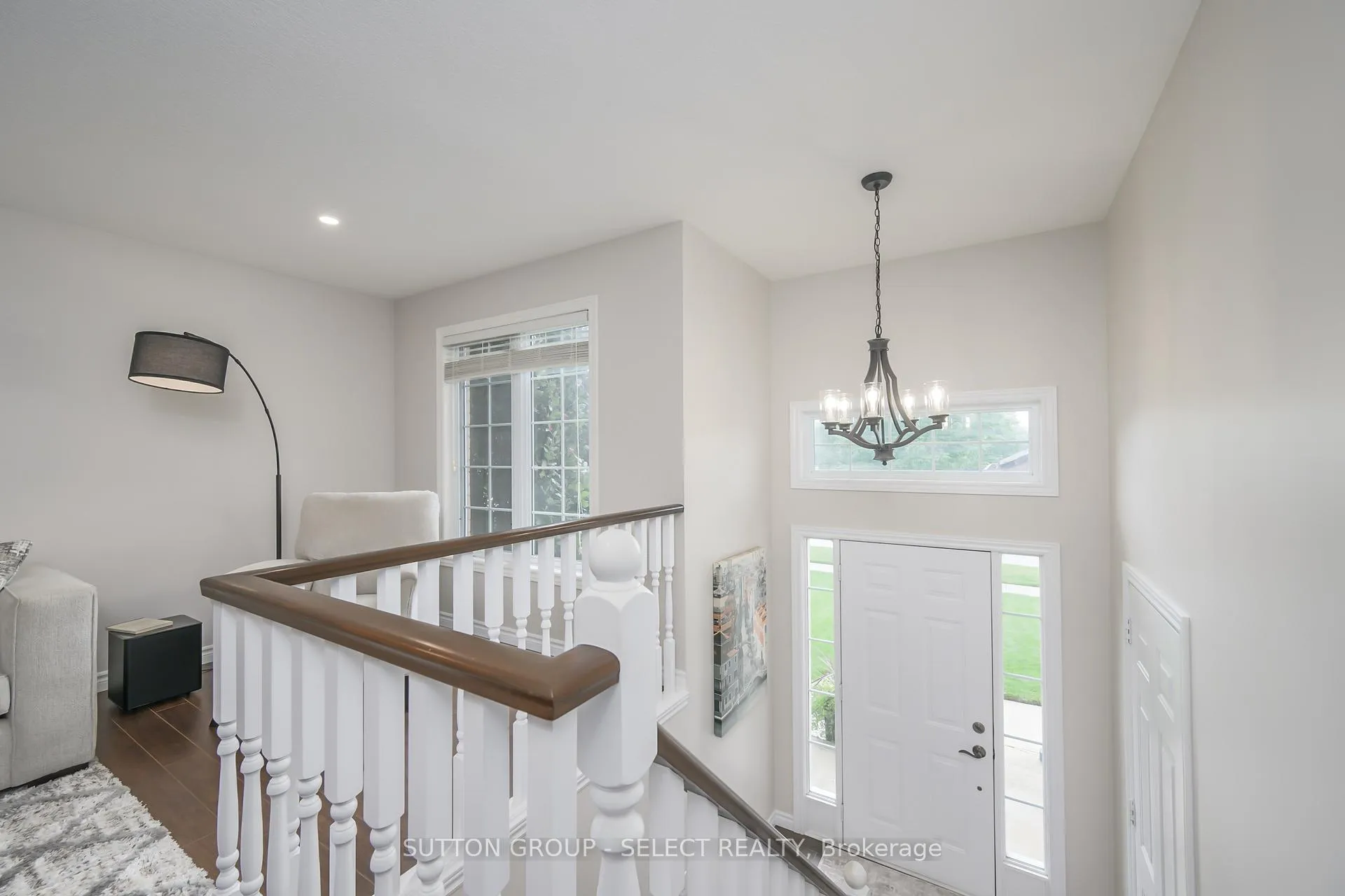 Photo 4 of 83 Middlesex Drive, Strathroy-Caradoc, NE — HOMEH