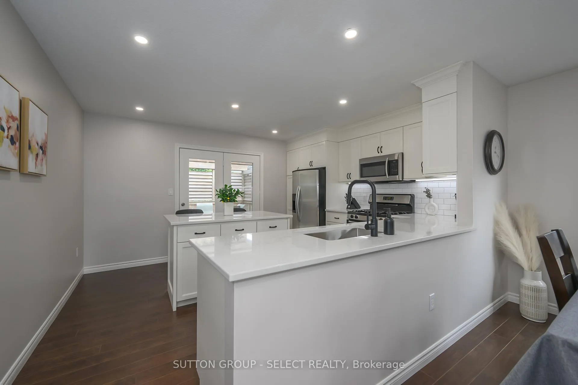 Photo 10 of 83 Middlesex Drive, Strathroy-Caradoc, NE — HOMEH