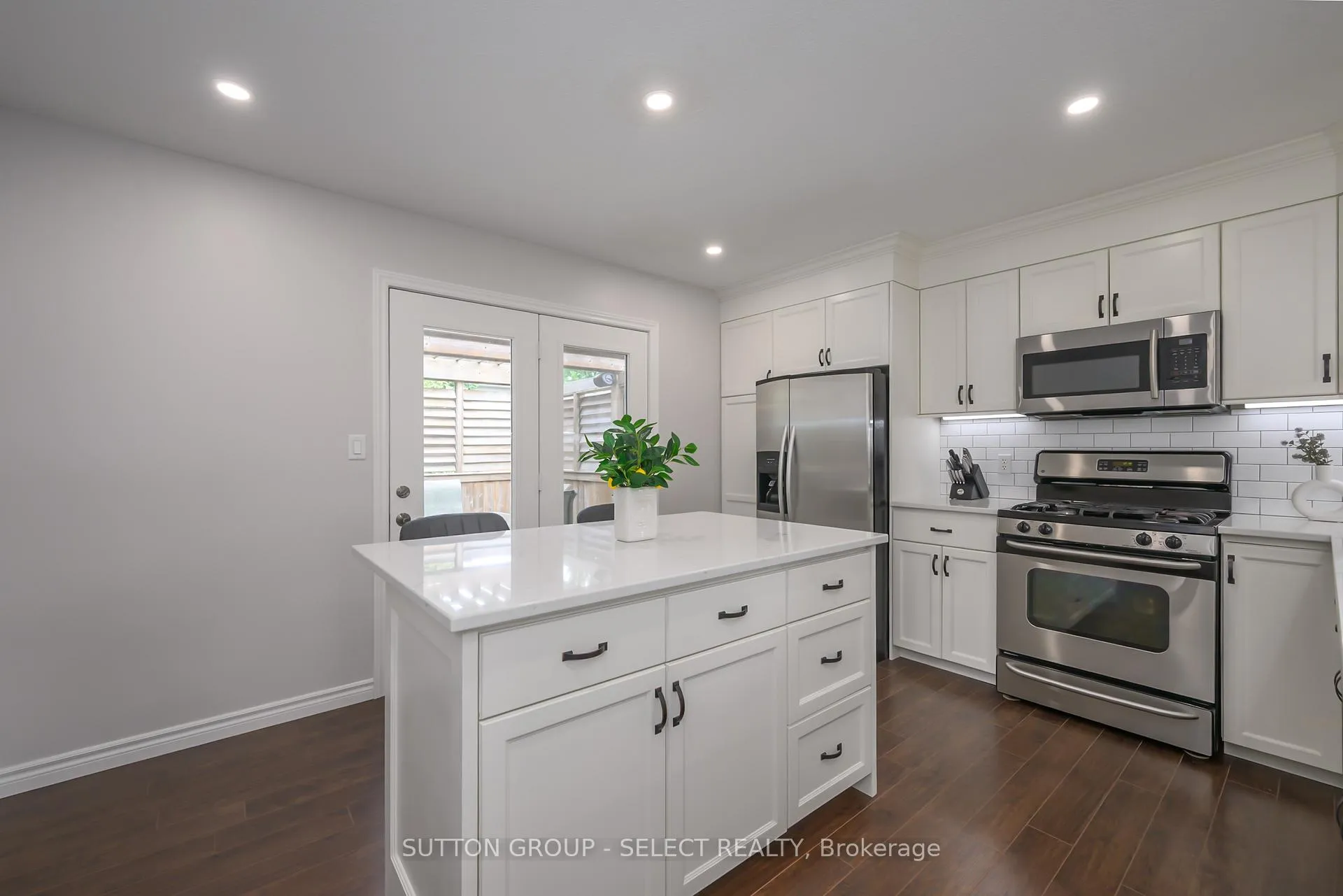 Photo 11 of 83 Middlesex Drive, Strathroy-Caradoc, NE — HOMEH