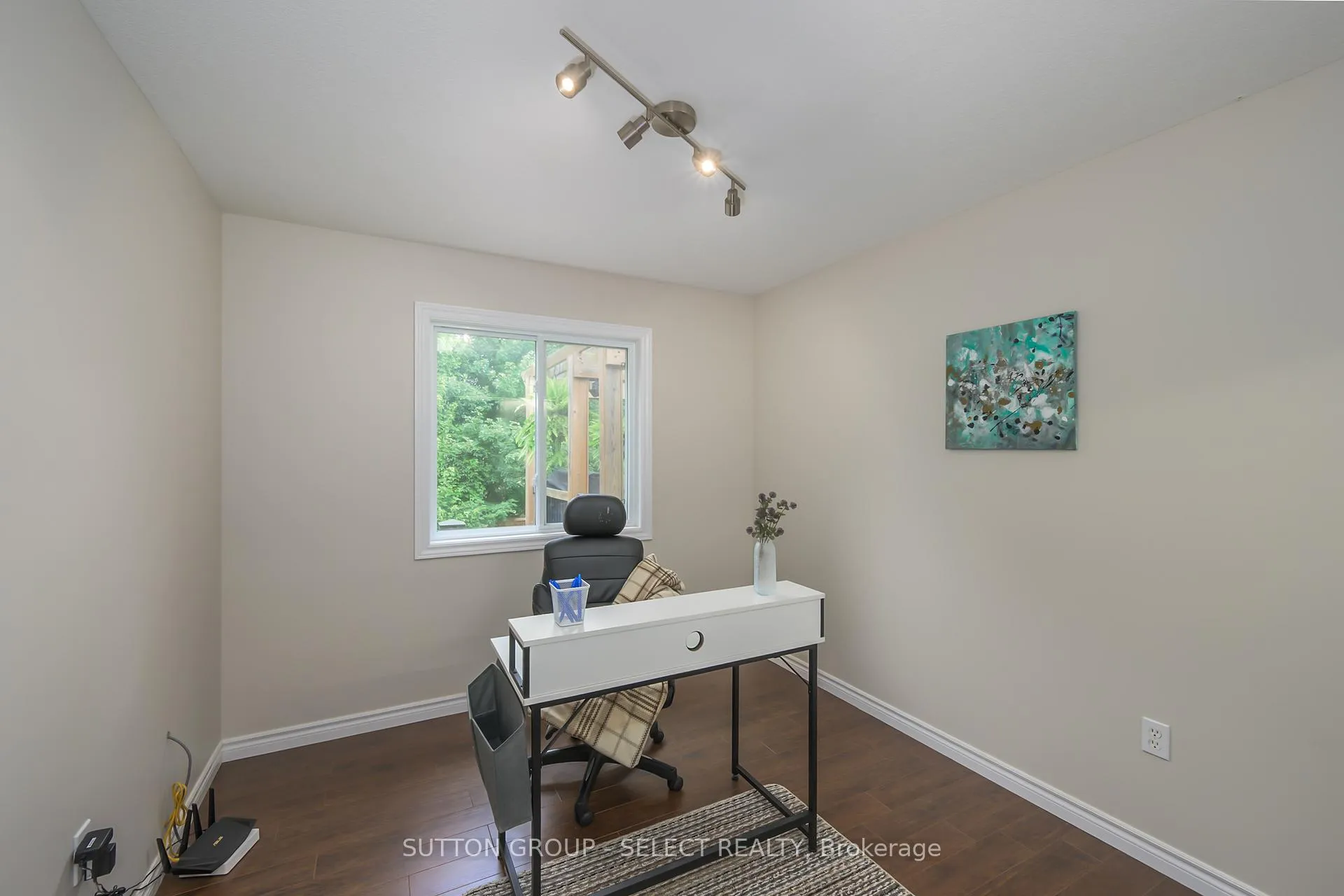 Photo 20 of 83 Middlesex Drive, Strathroy-Caradoc, NE — HOMEH
