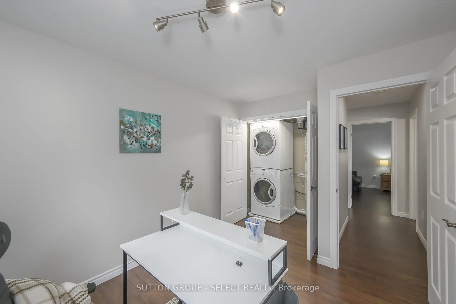 Photo 21 of 83 Middlesex Drive, Strathroy-Caradoc, NE — HOMEH