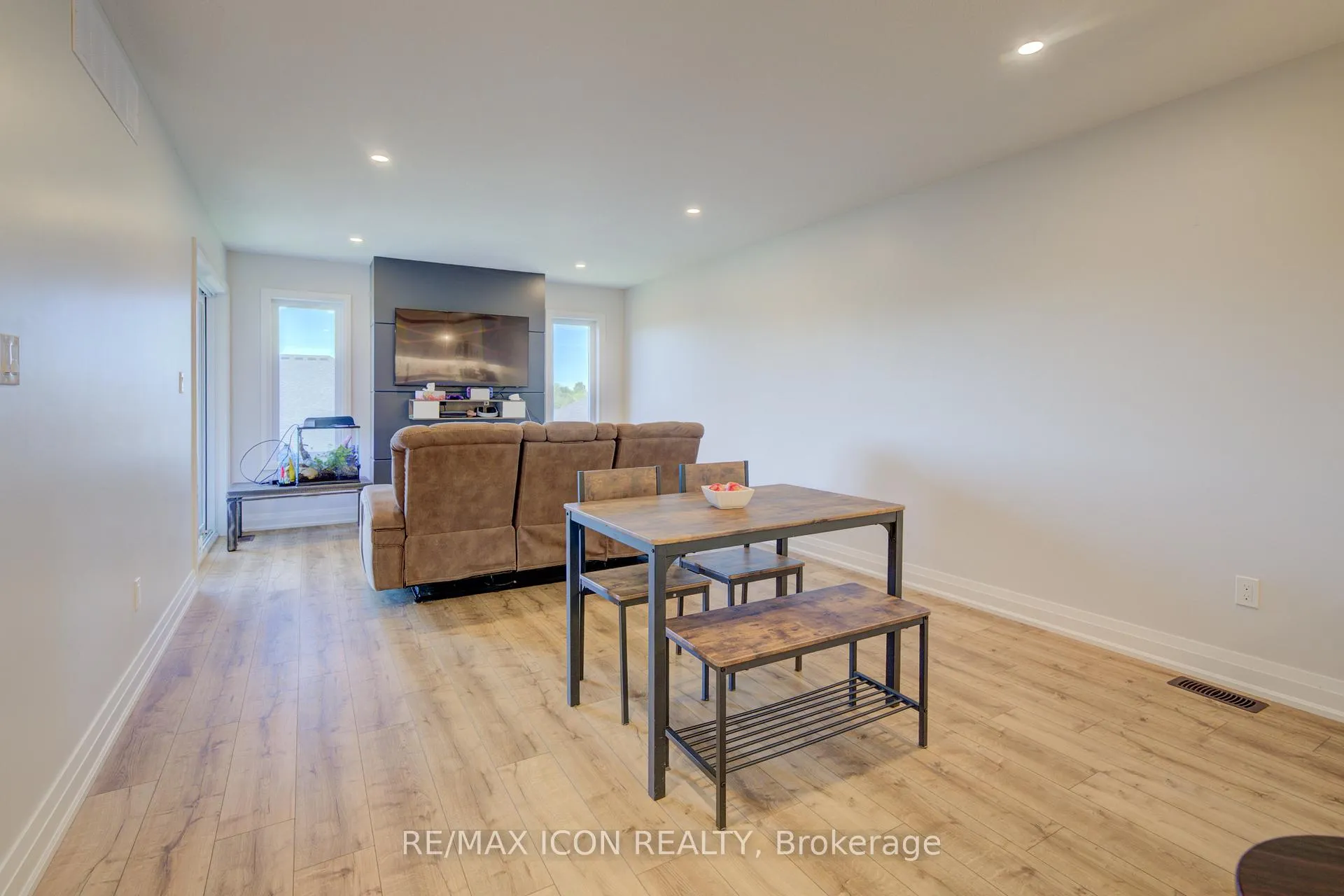 Photo 14 of 816 23rd Avenue, Hanover — HOMEH