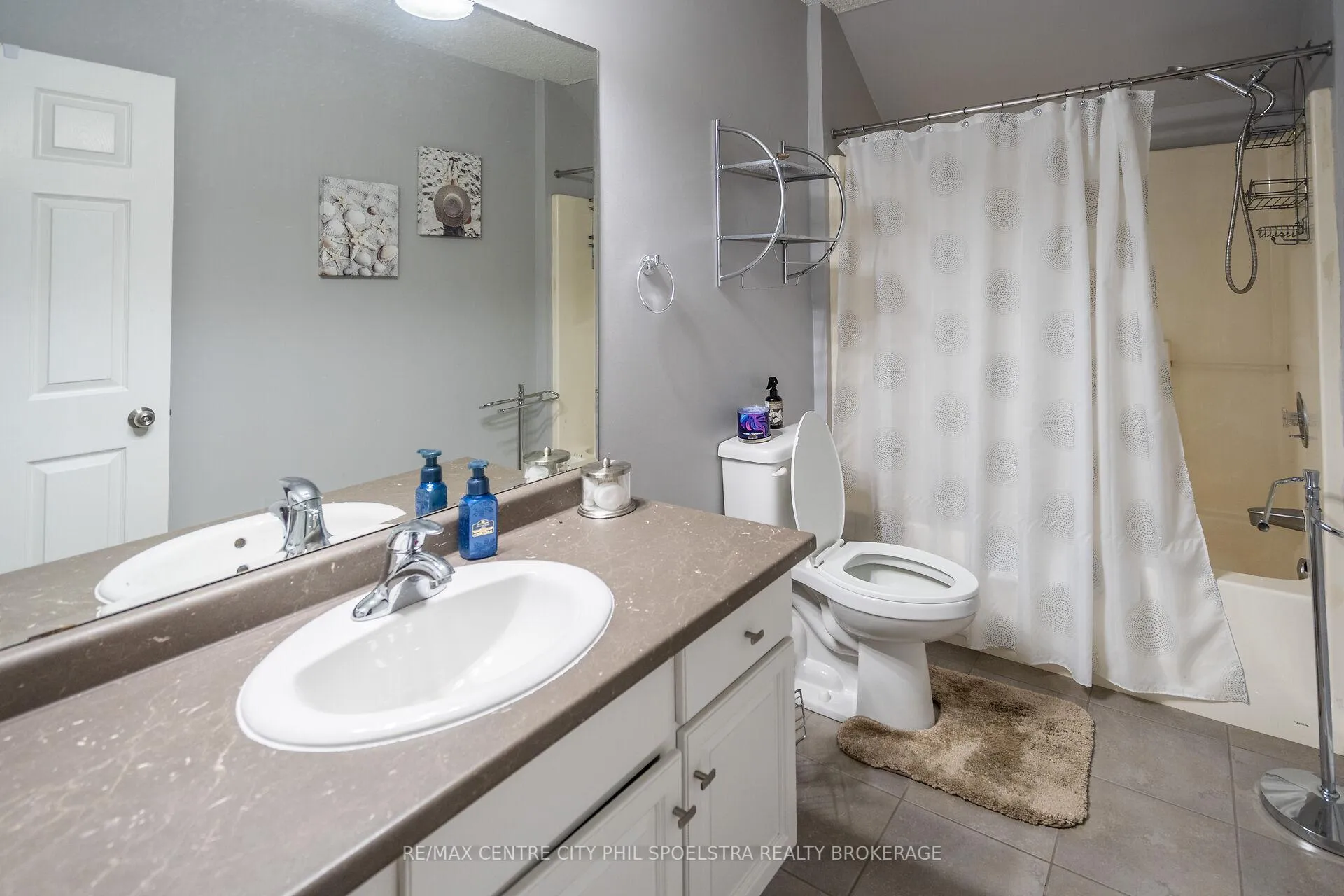 Photo 27 of 7496 Decker Drive, Middlesex Centre, Delaware Town — HOMEH