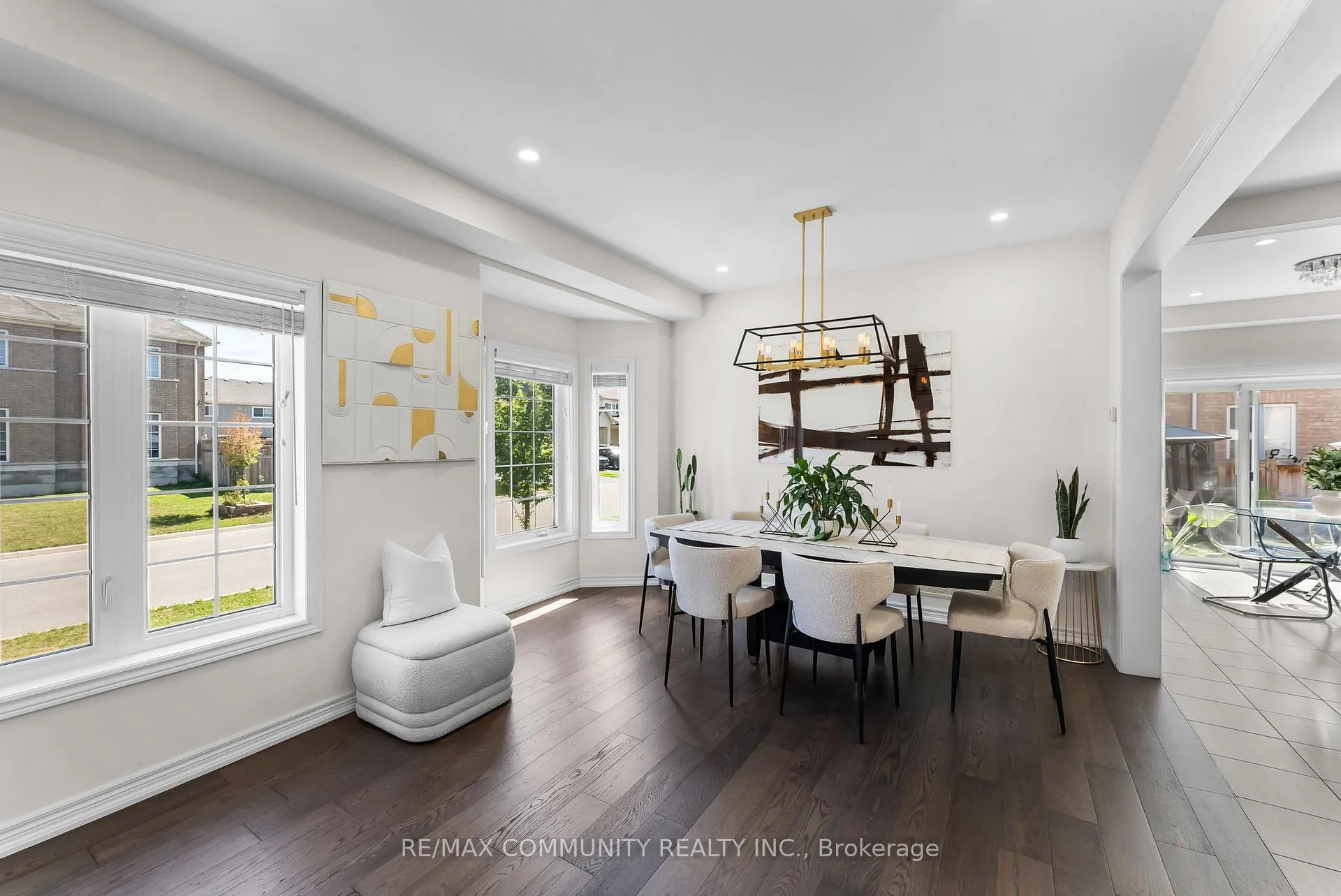 Photo 6 of 279 Kenneth Cole Drive, Clarington, Bowmanville — HOMEH