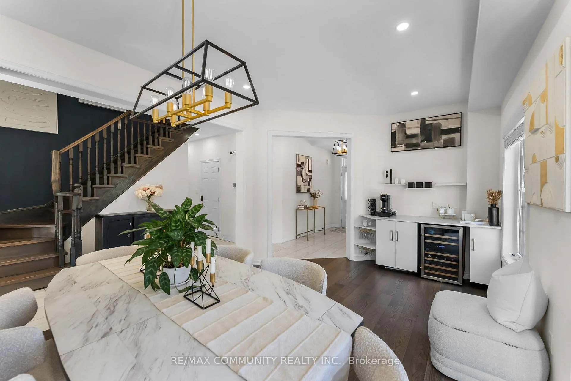 Photo 7 of 279 Kenneth Cole Drive, Clarington, Bowmanville — HOMEH