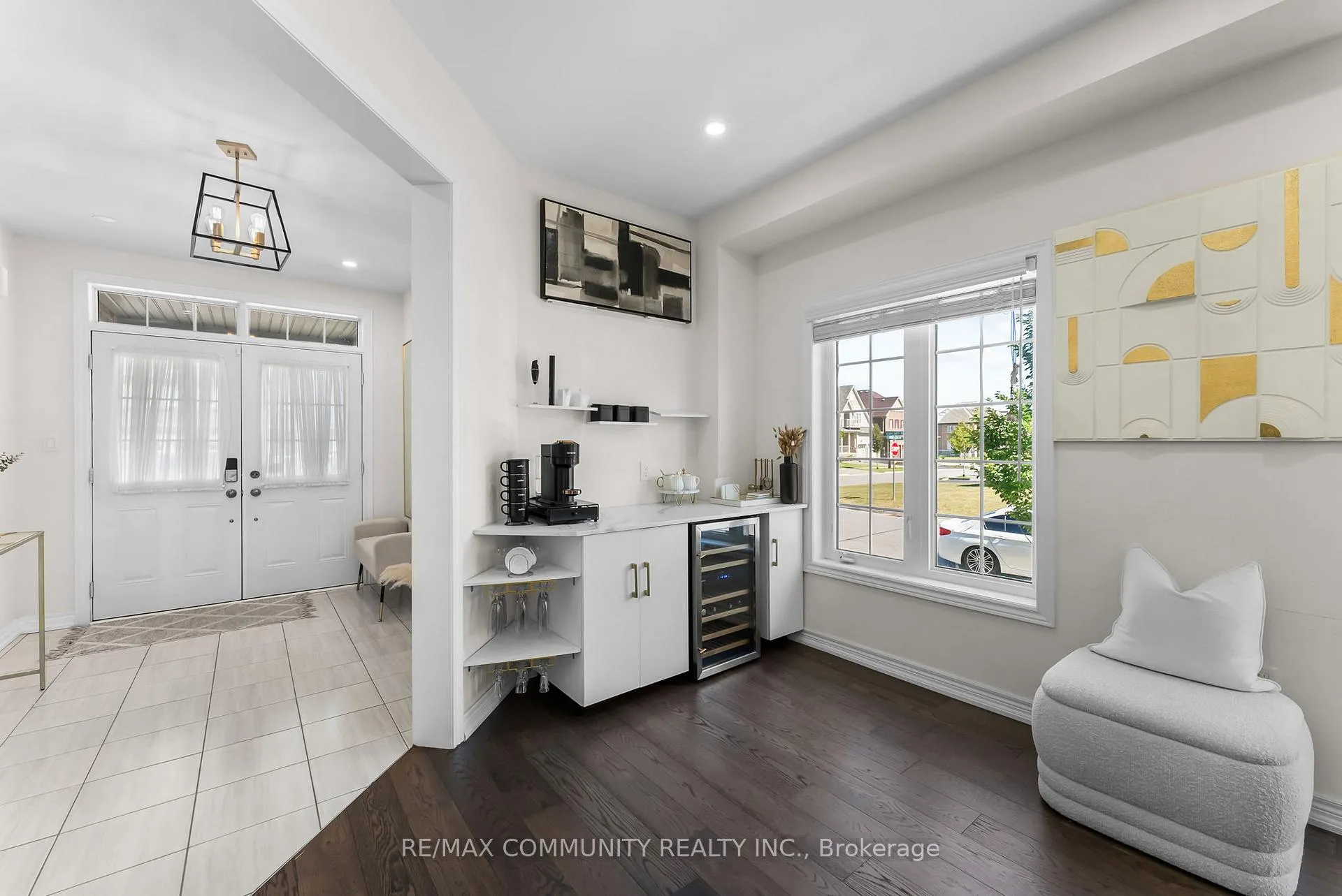 Photo 11 of 279 Kenneth Cole Drive, Clarington, Bowmanville — HOMEH