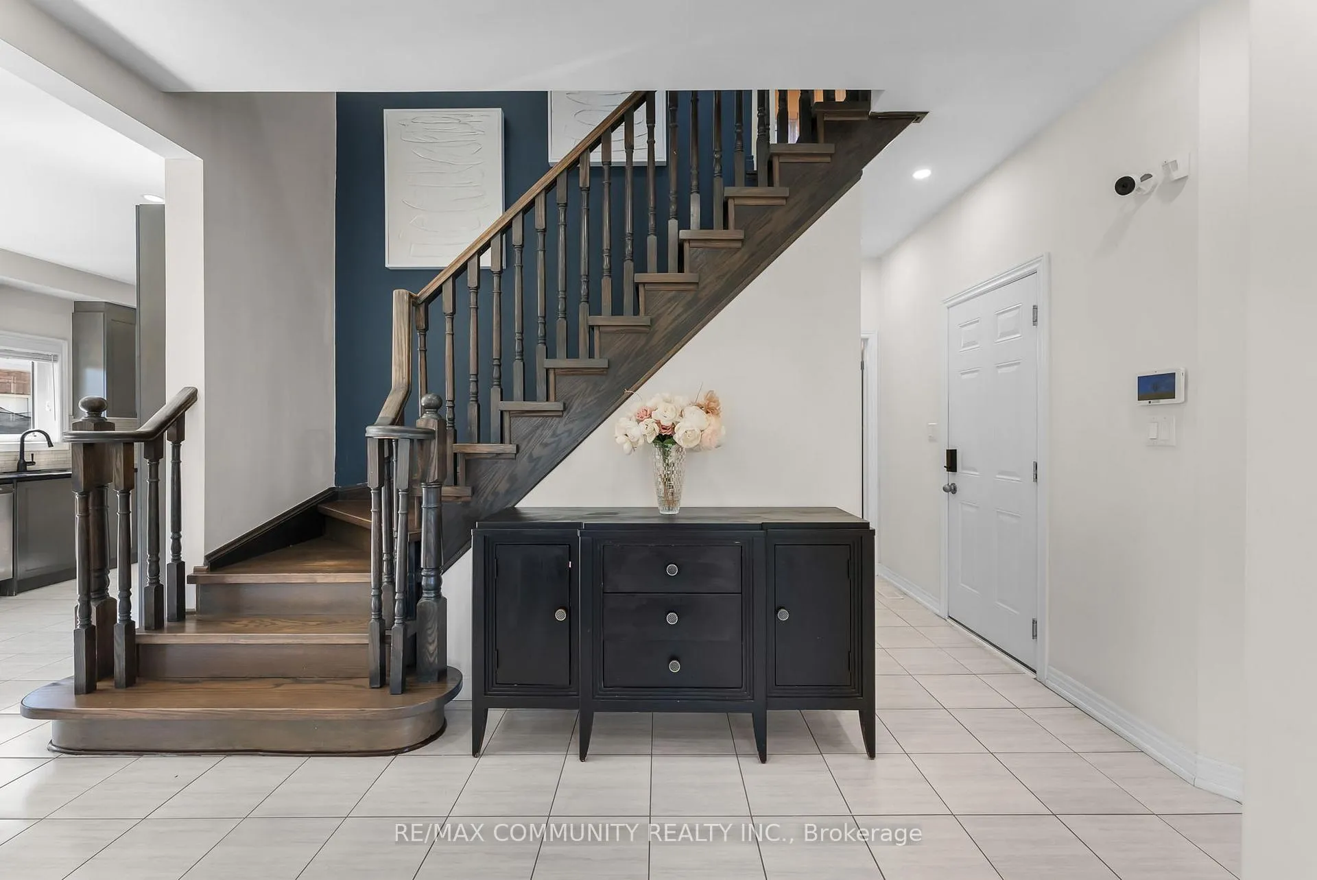 Photo 12 of 279 Kenneth Cole Drive, Clarington, Bowmanville — HOMEH