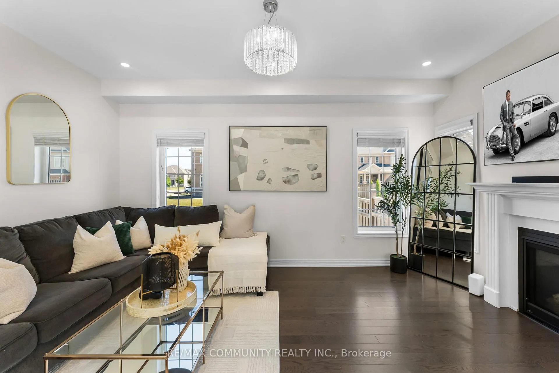 Photo 14 of 279 Kenneth Cole Drive, Clarington, Bowmanville — HOMEH