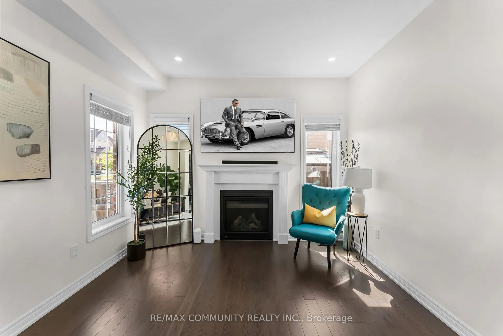 Photo 16 of 279 Kenneth Cole Drive, Clarington, Bowmanville — HOMEH