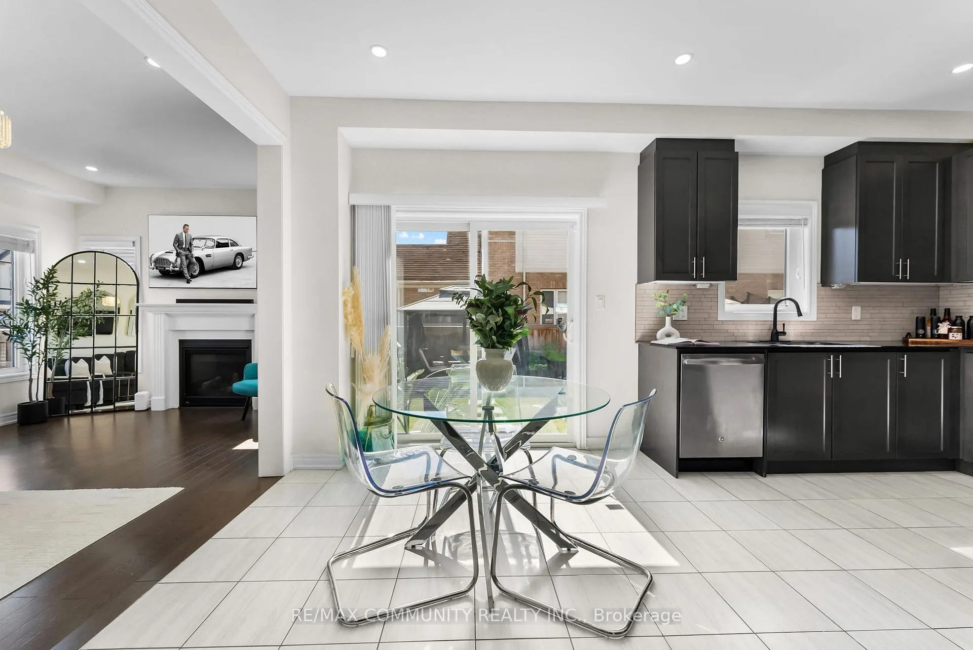 Photo 21 of 279 Kenneth Cole Drive, Clarington, Bowmanville — HOMEH