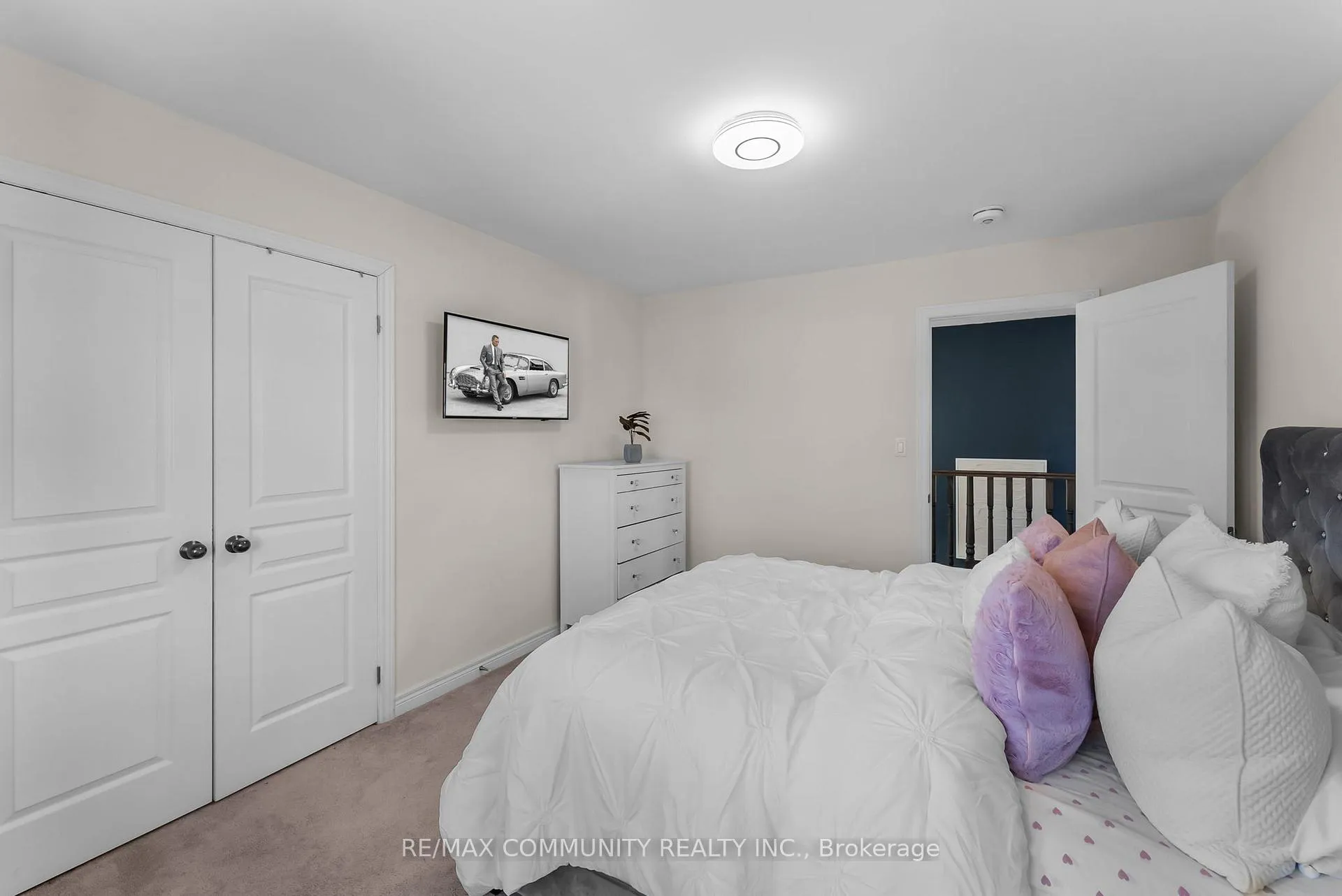 Photo 33 of 279 Kenneth Cole Drive, Clarington, Bowmanville — HOMEH