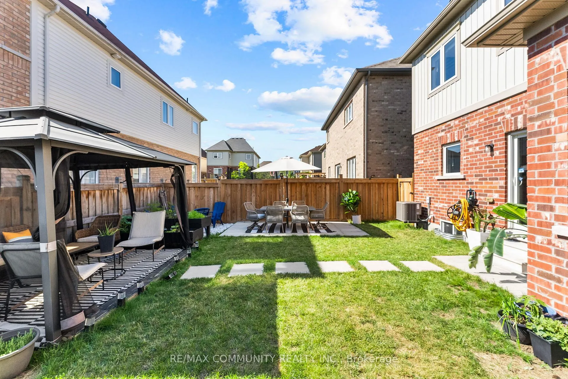 Photo 43 of 279 Kenneth Cole Drive, Clarington, Bowmanville — HOMEH