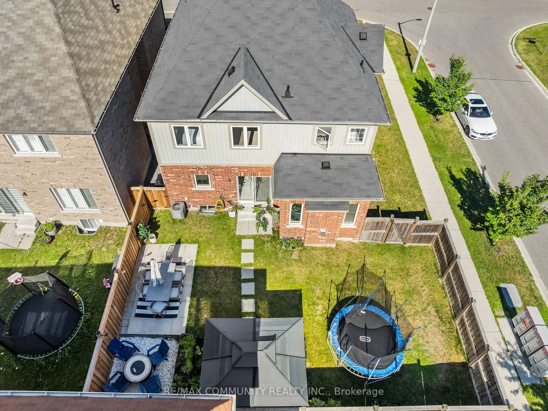 Photo 45 of 279 Kenneth Cole Drive, Clarington, Bowmanville — HOMEH