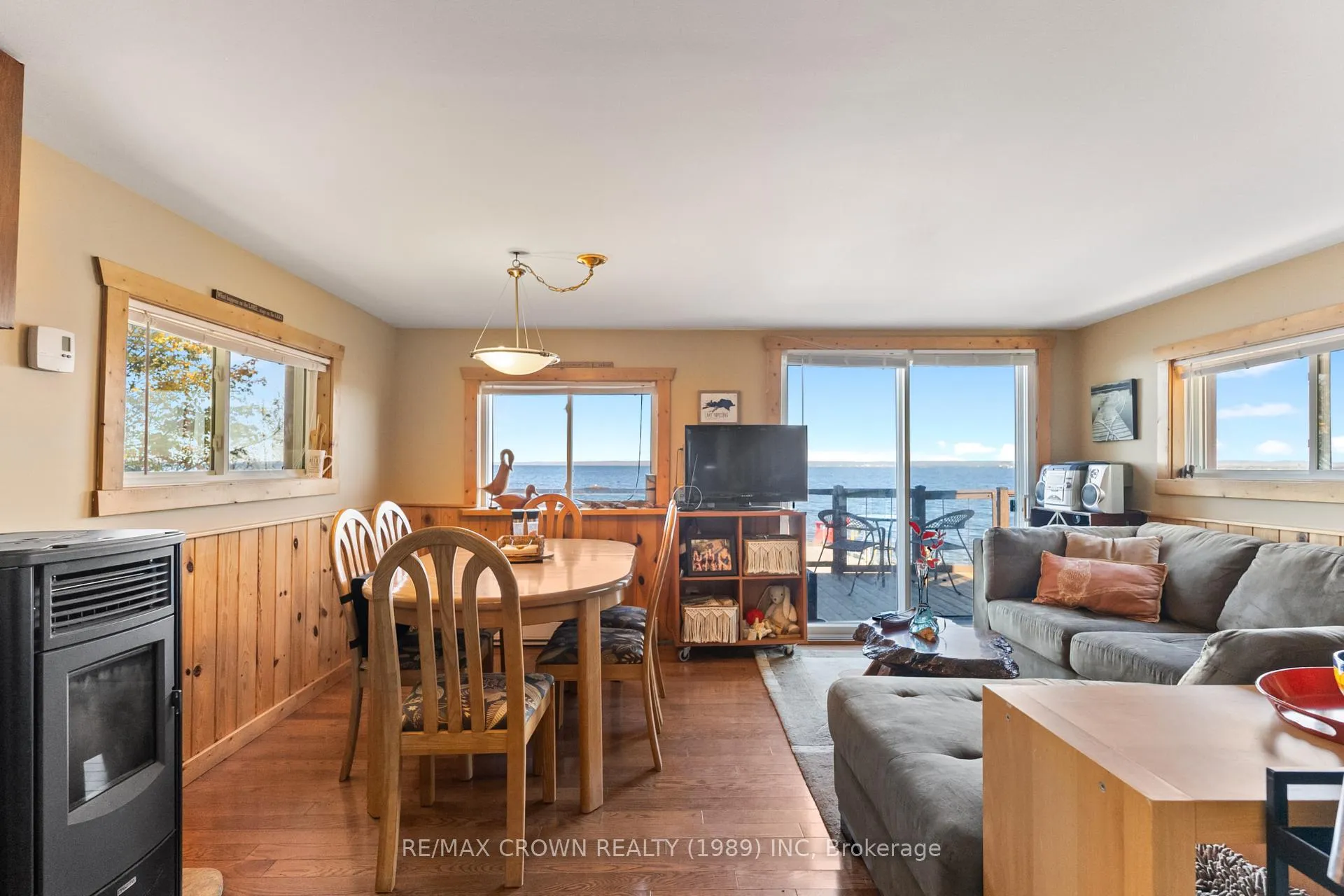 Photo 9 of 260 Birchgrove Drive E, Callander — HOMEH