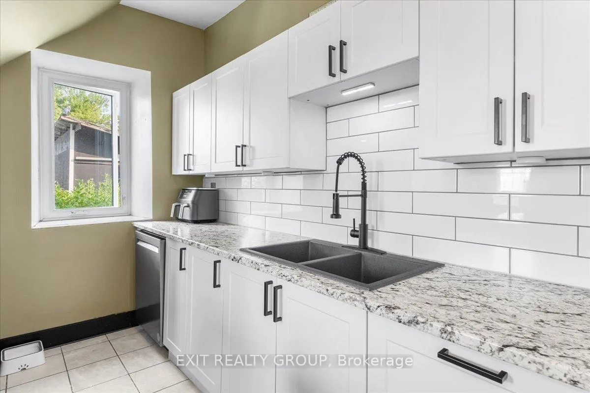 Photo 11 of 70 York Road, Tyendinaga, Tyendinaga Township — HOMEH