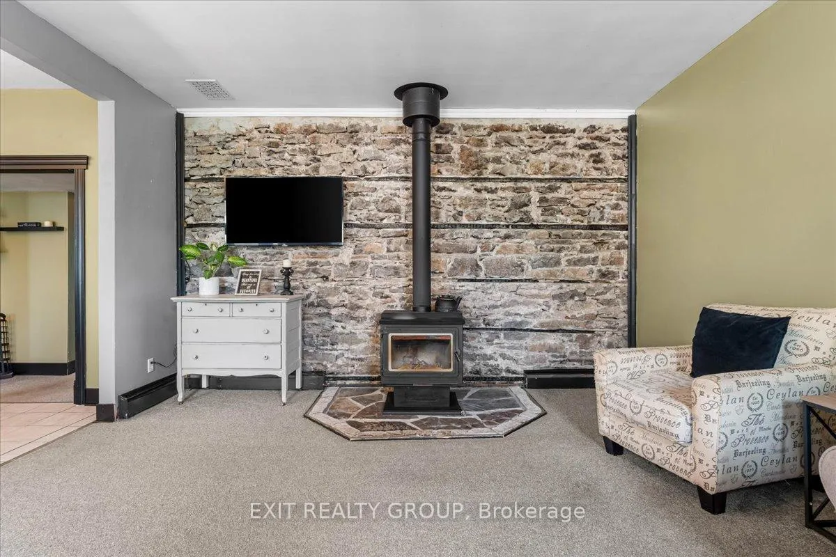 Photo 16 of 70 York Road, Tyendinaga, Tyendinaga Township — HOMEH