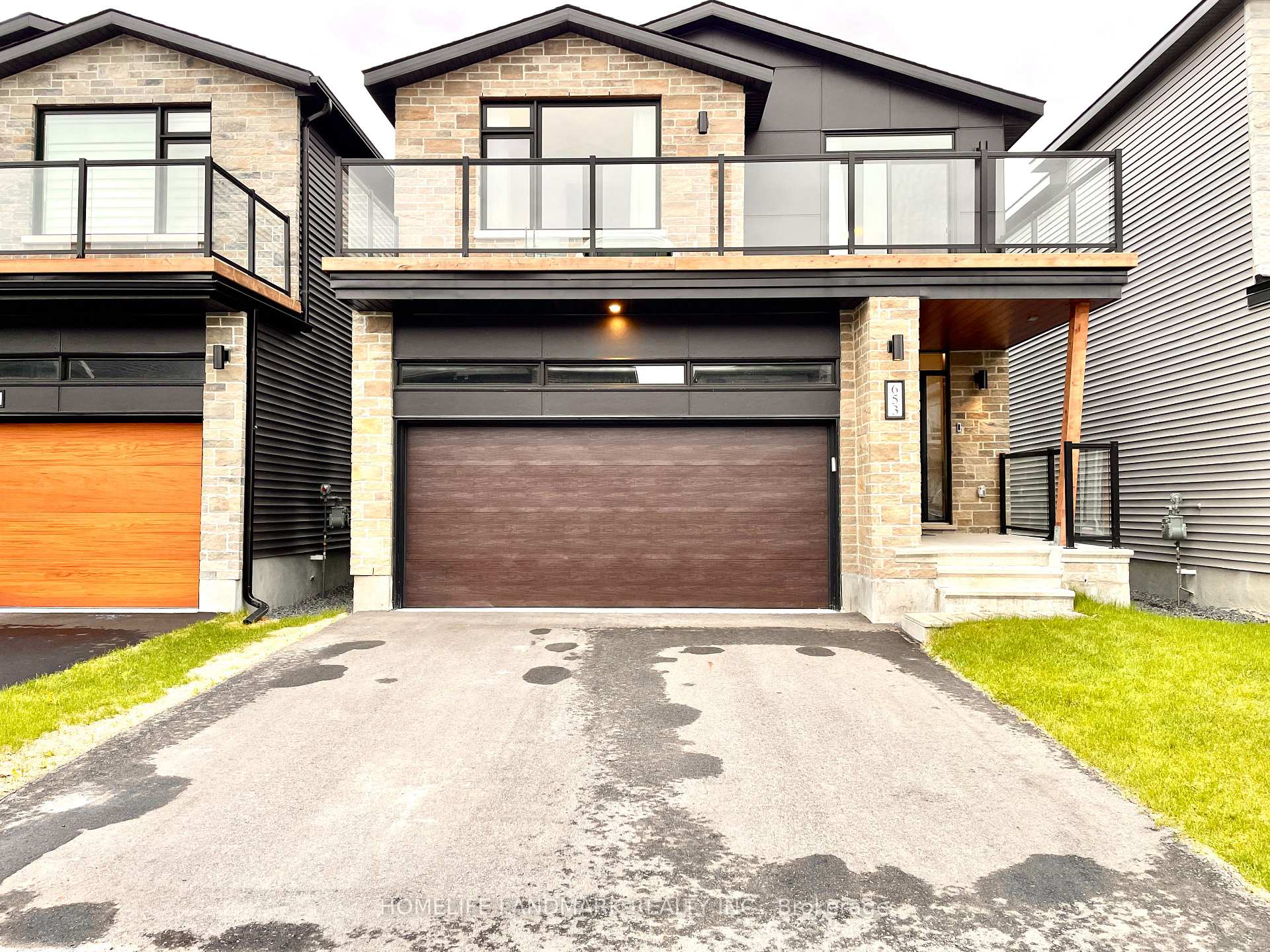 Photo 1 of 653 Fenwick Way, Ottawa, Barrhaven - Stonebridge — HOMEH